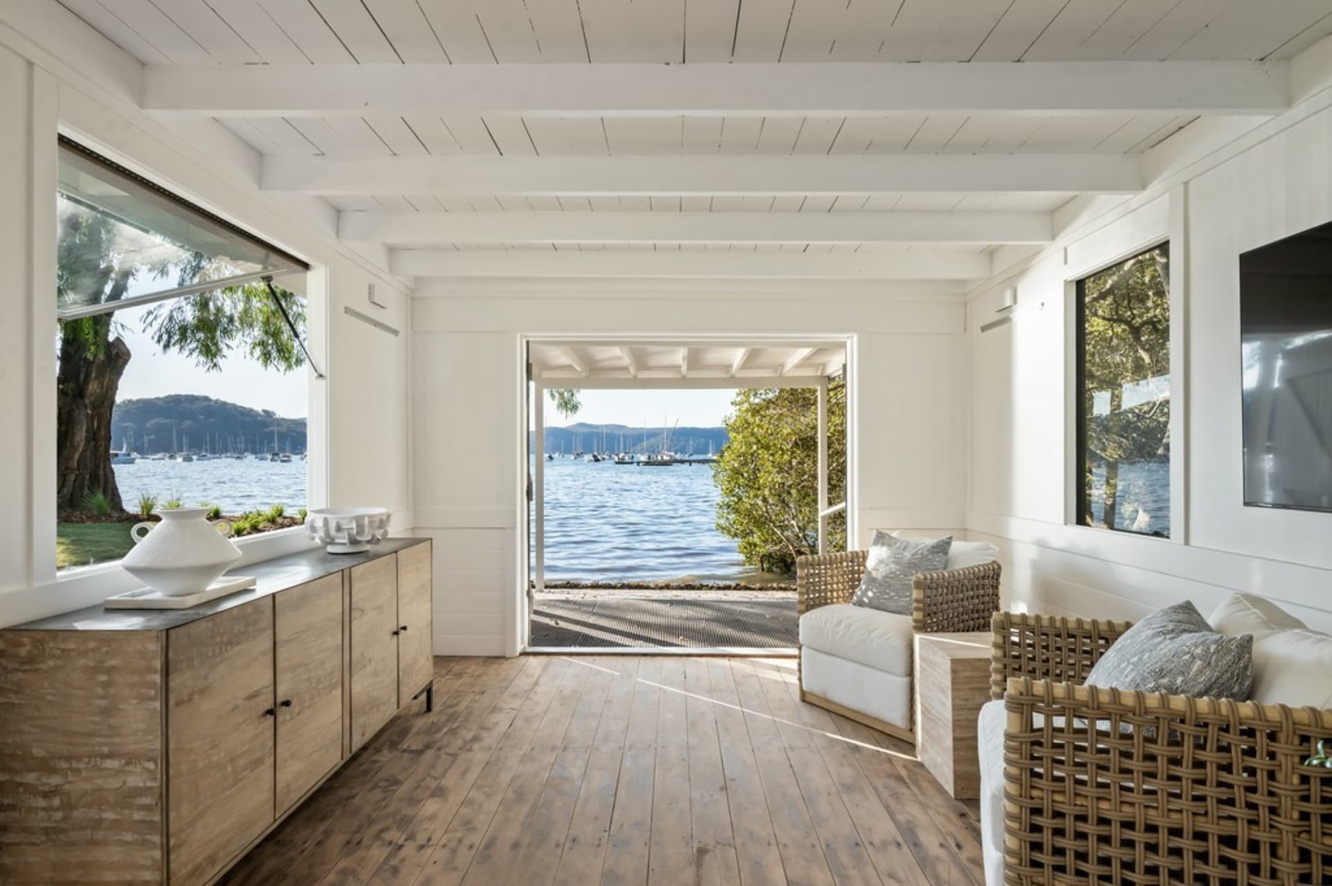120A Prince Alfred Parade, Newport - Thumbnail 3