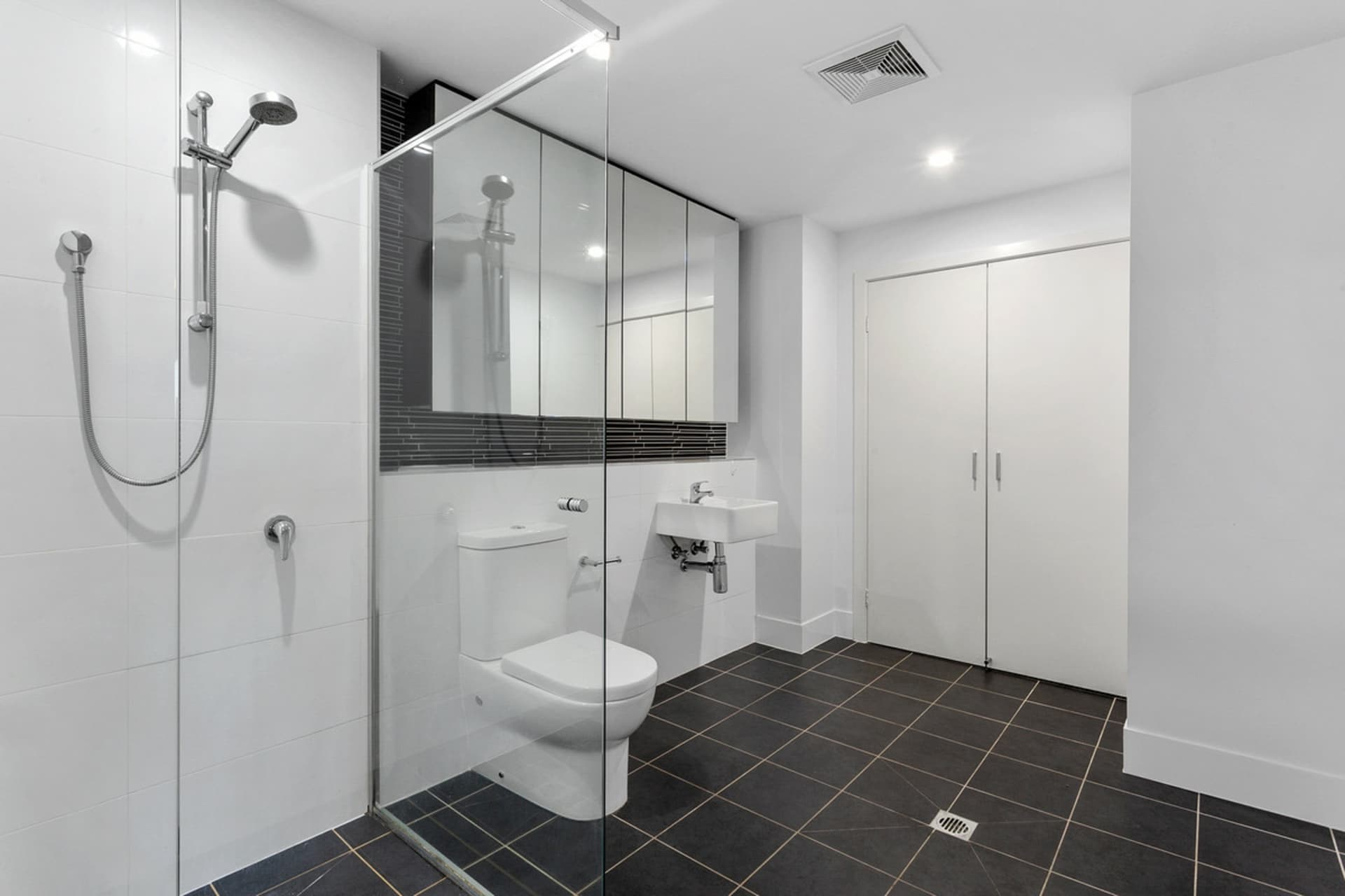 205/24 Philip Hodgins Street, Wright, Wright - Thumbnail 7
