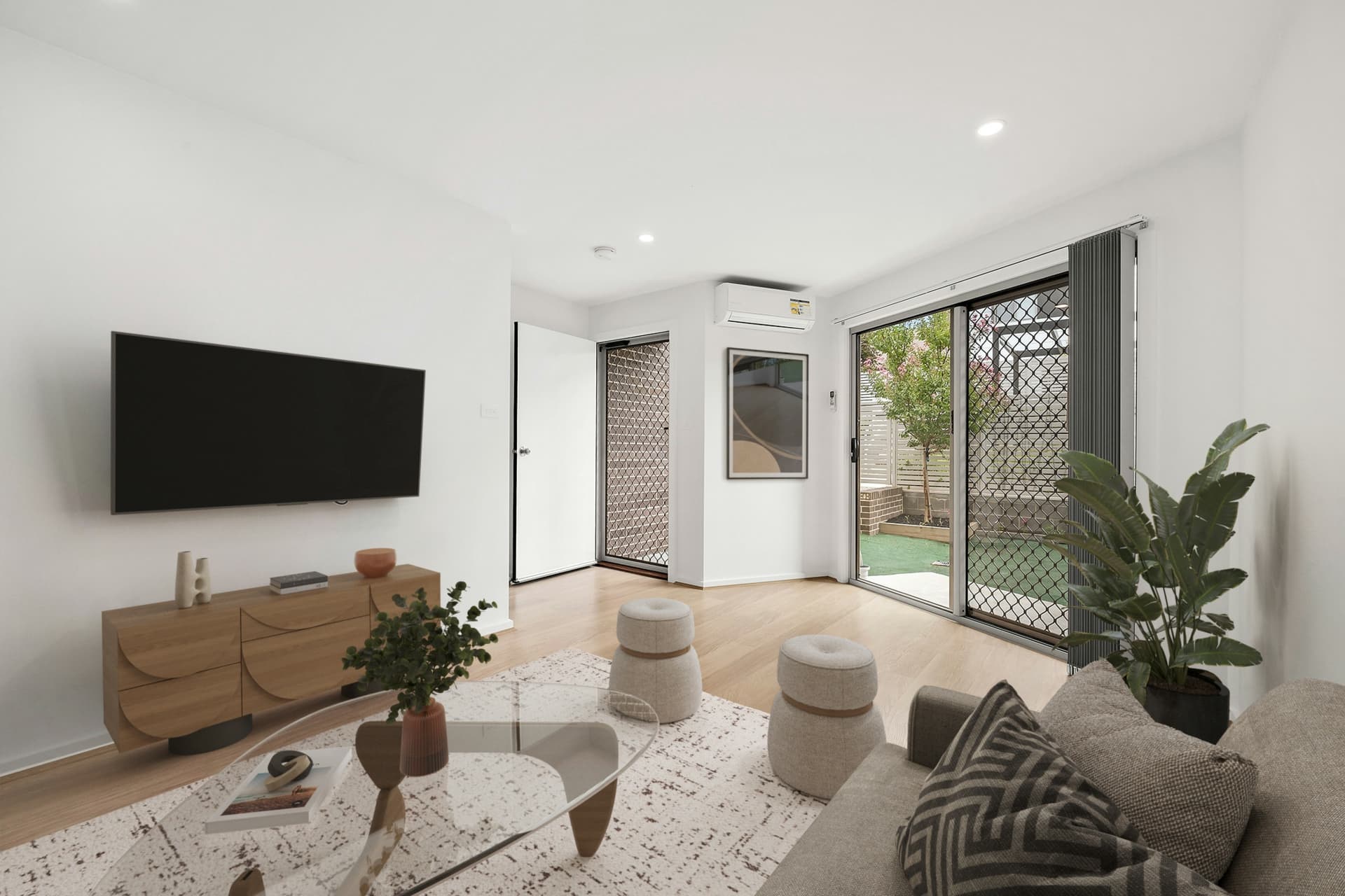 28/40 Pearlman Street, Coombs, Coombs - Thumbnail 2