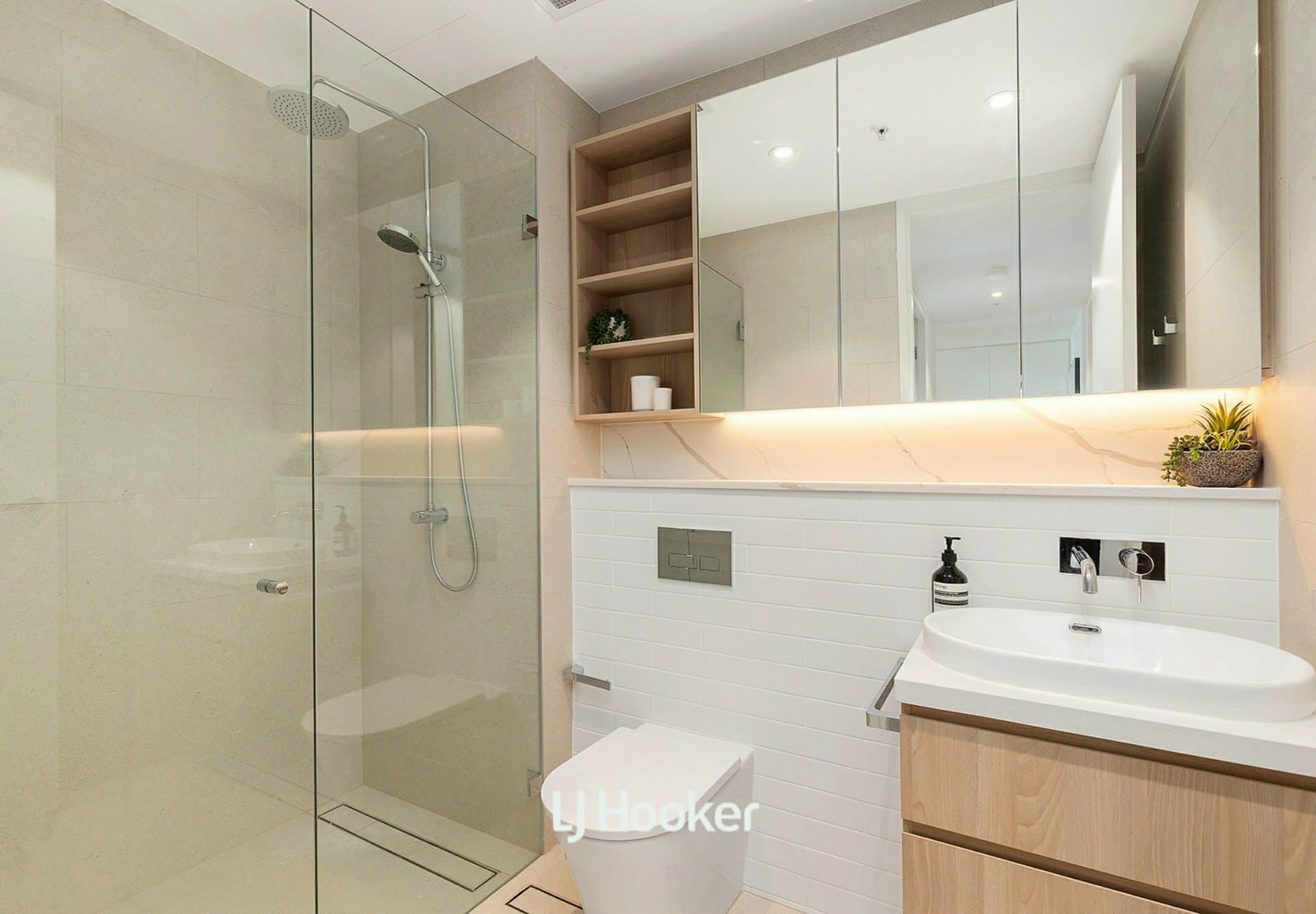 609/989-1015 Pacific Highway, Roseville, Roseville - Thumbnail 6