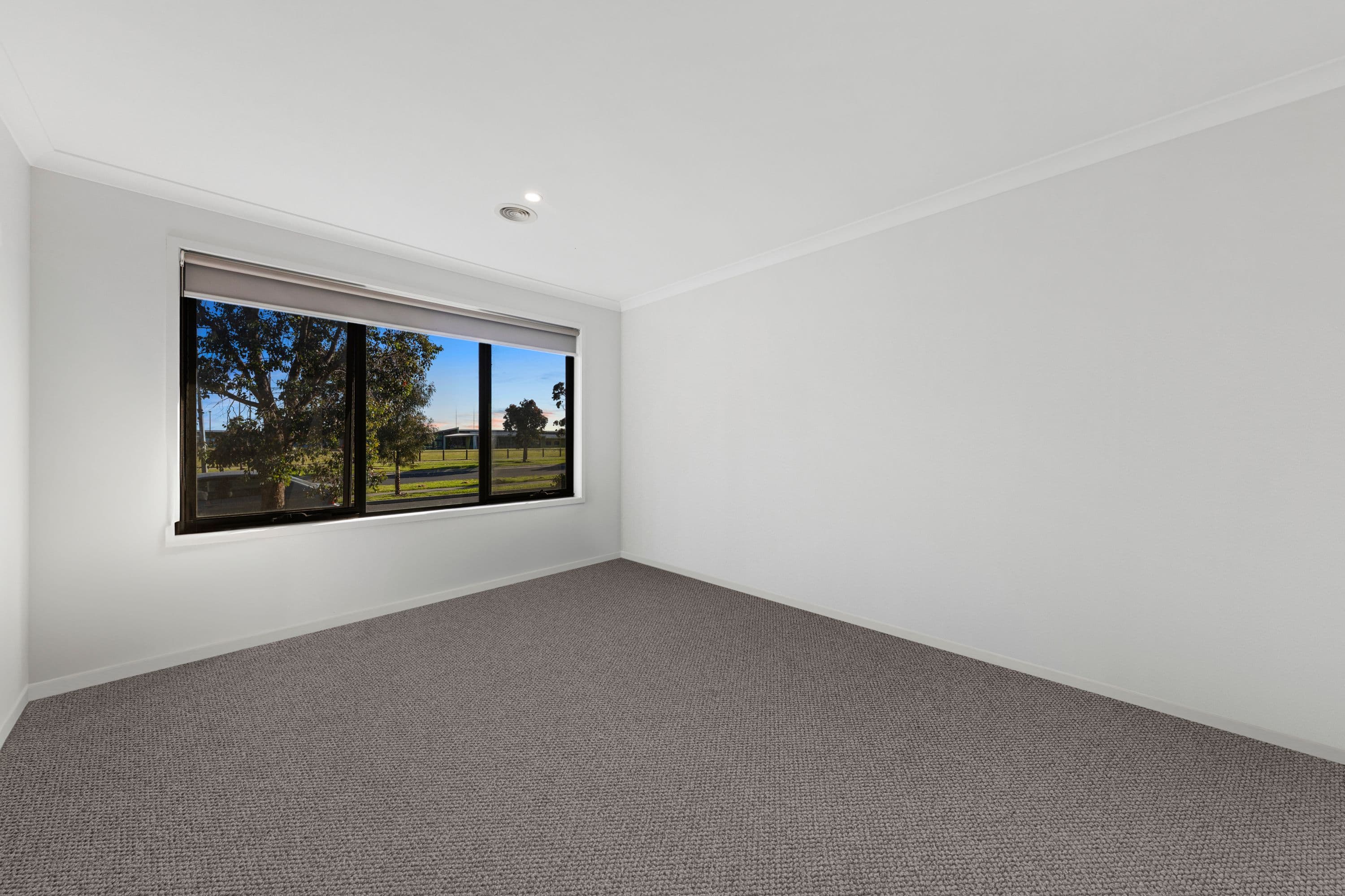 13 Firewheel Road, Officer VIC 3809, Officer - Thumbnail 6