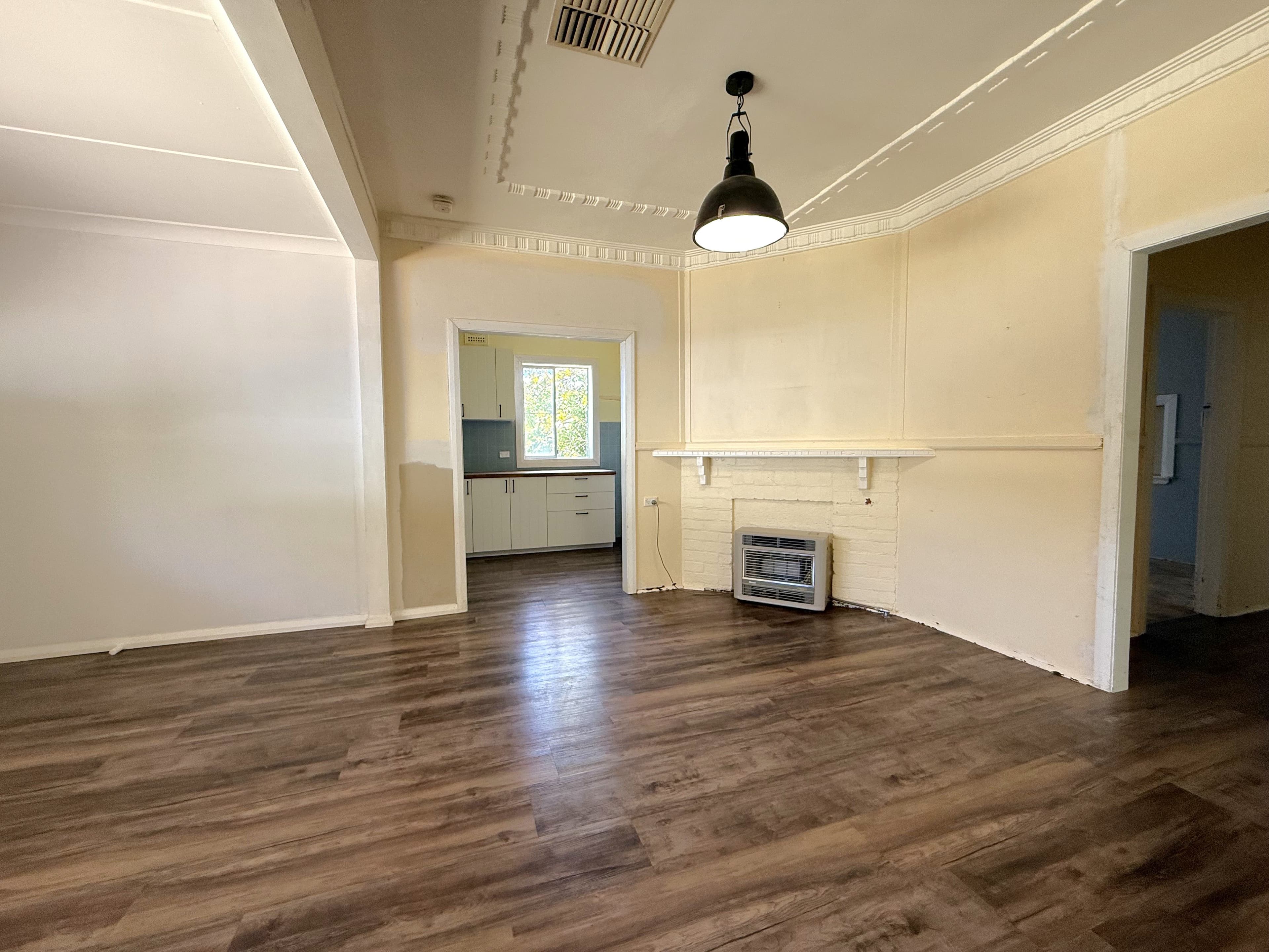 33 Lachlan Street, Young NSW 2594, Young - Thumbnail 7