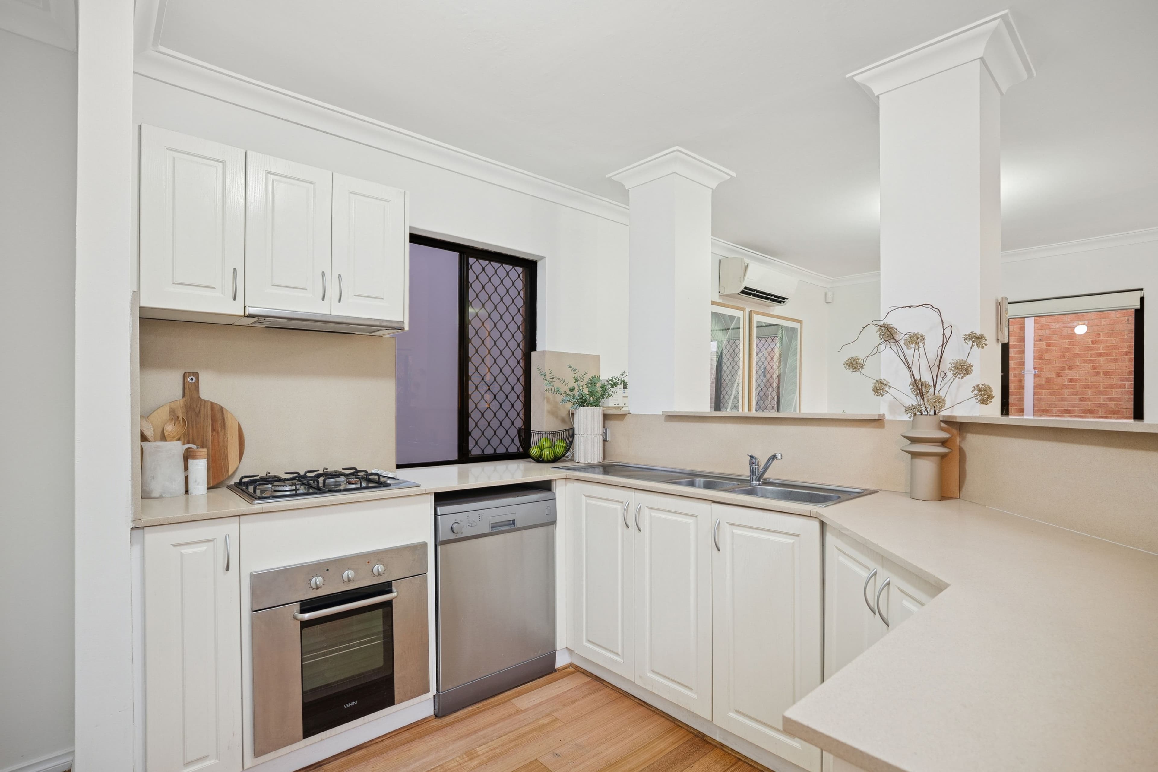 8 Sleat Road, Mount Pleasant WA 6153, Mount Pleasant - Thumbnail 5