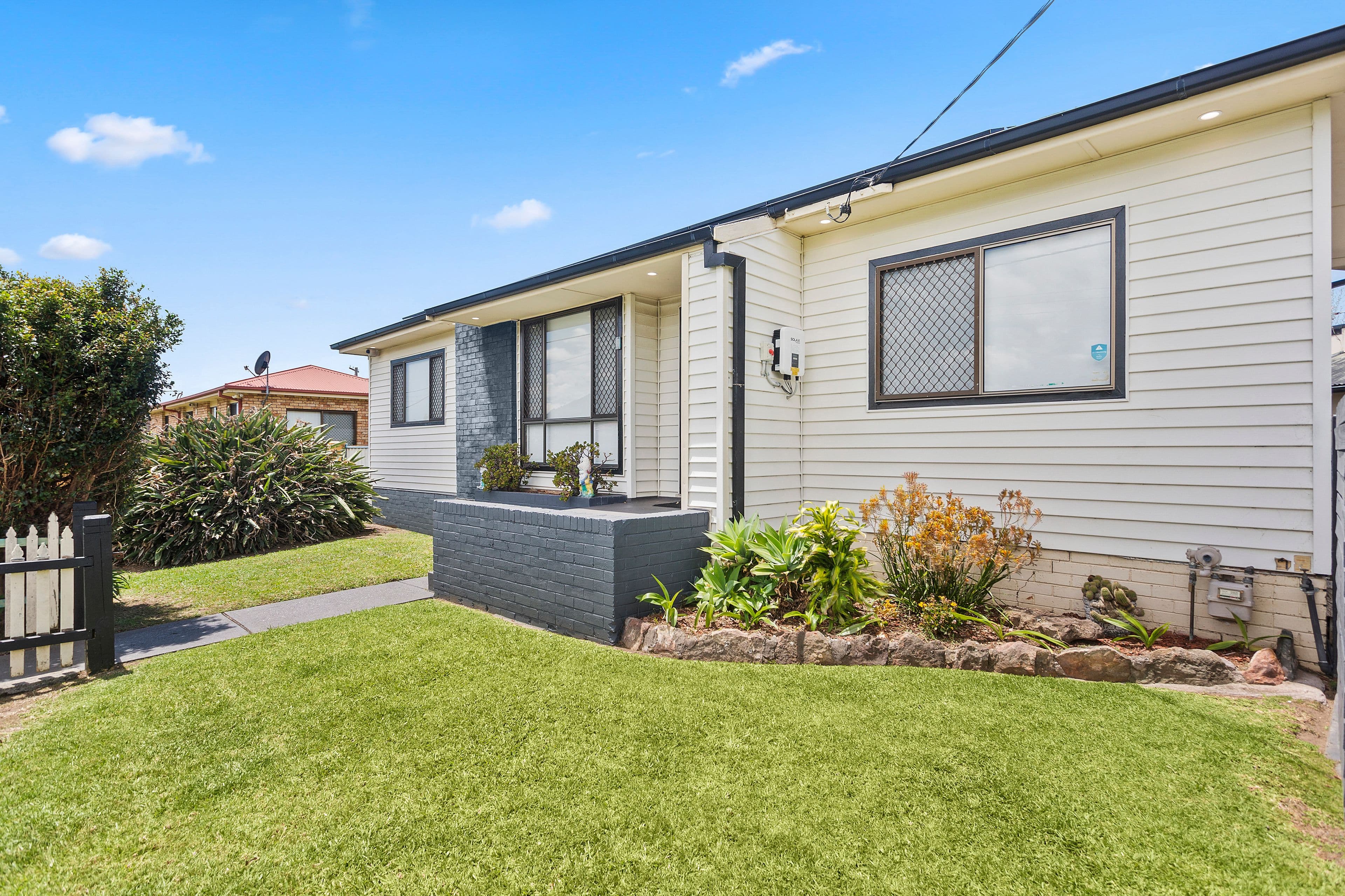 9 Staff Road, Unanderra NSW 2526, Unanderra - Image 1