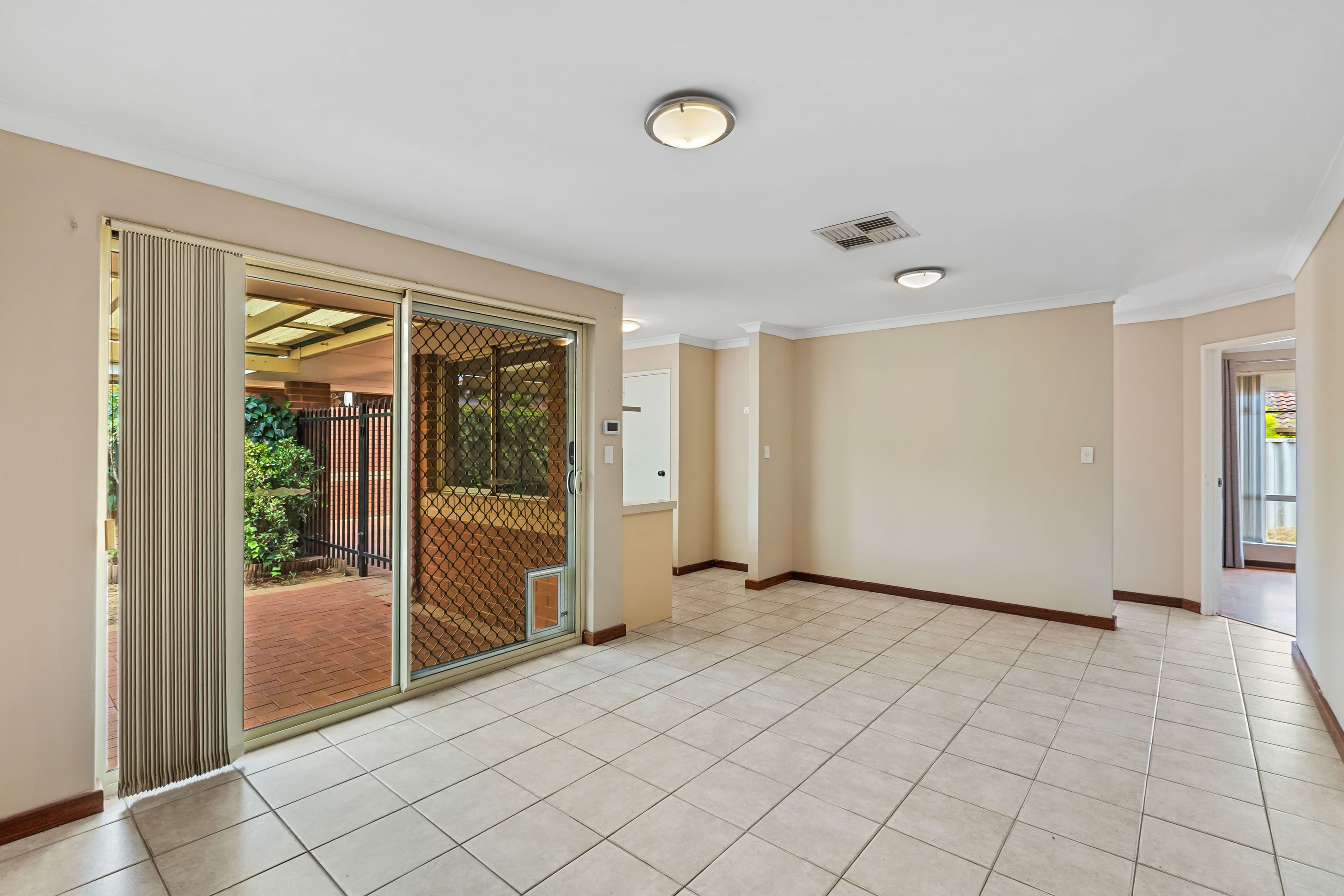 37 Wilcock Avenue, Balcatta WA 6021, Balcatta - Thumbnail 4