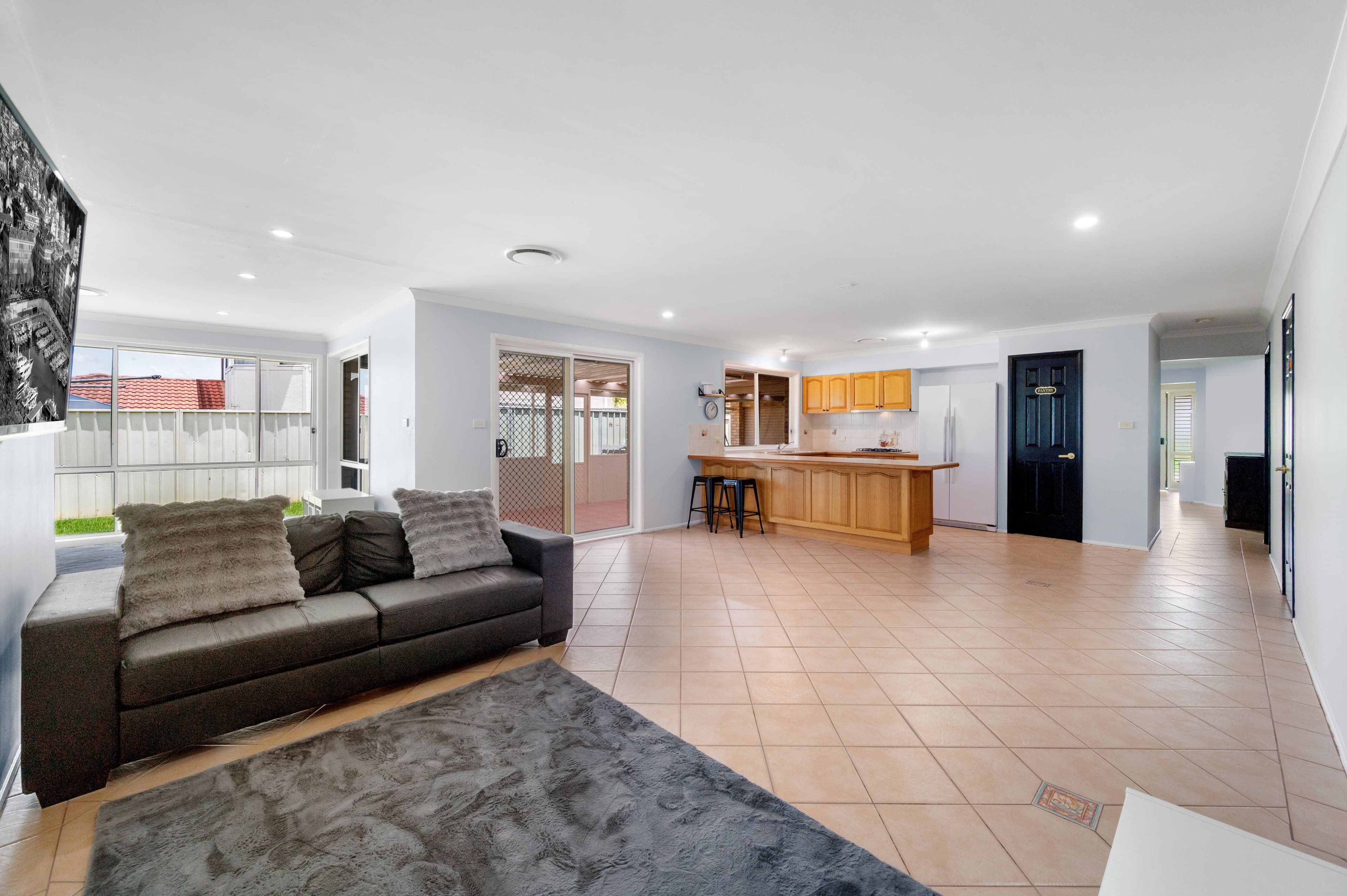 33 Archibald Crescent, Rosemeadow NSW 2560, Rosemeadow - Thumbnail 4