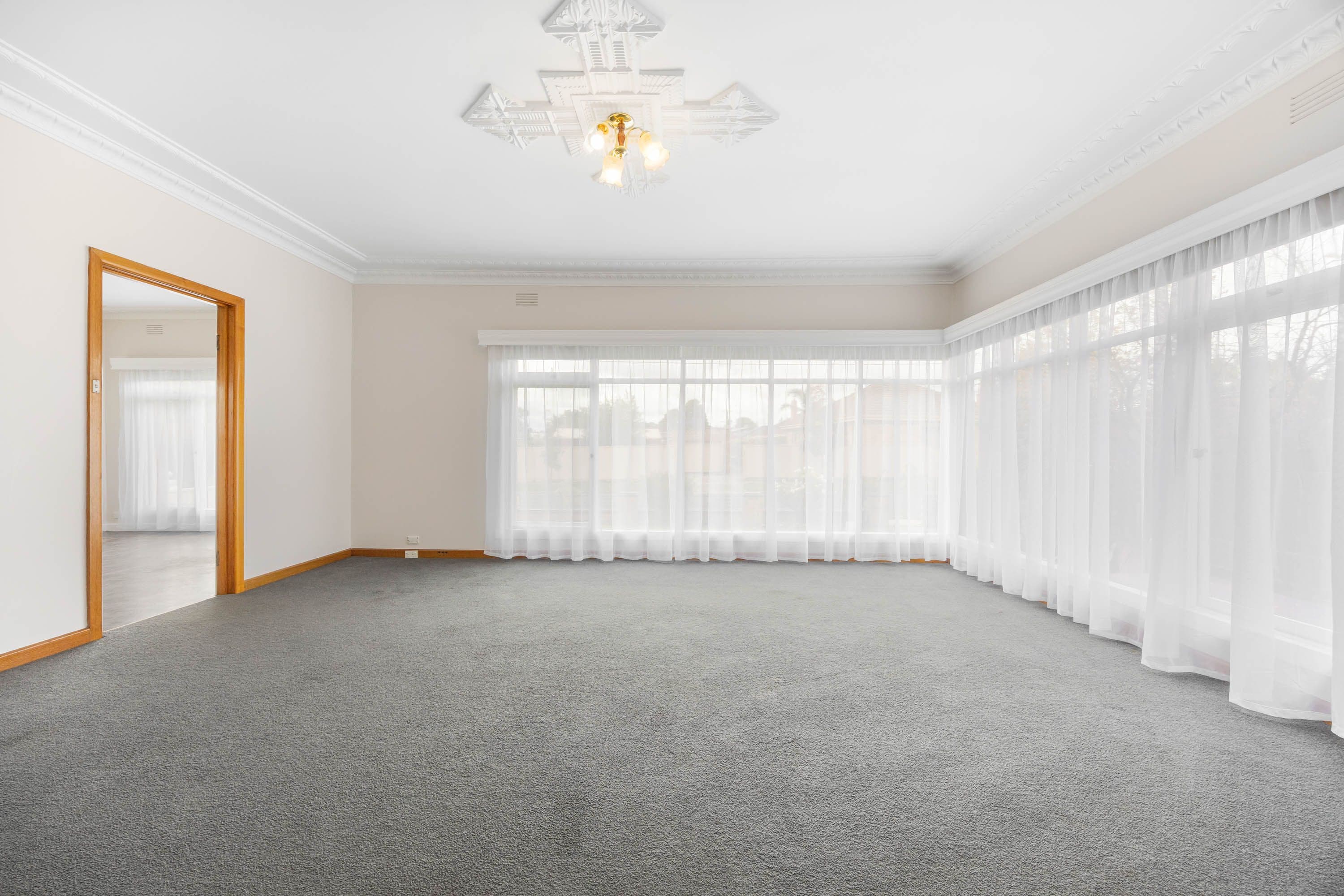 5 Hawthorn Grove, Wendouree VIC 3355, Wendouree - Thumbnail 5