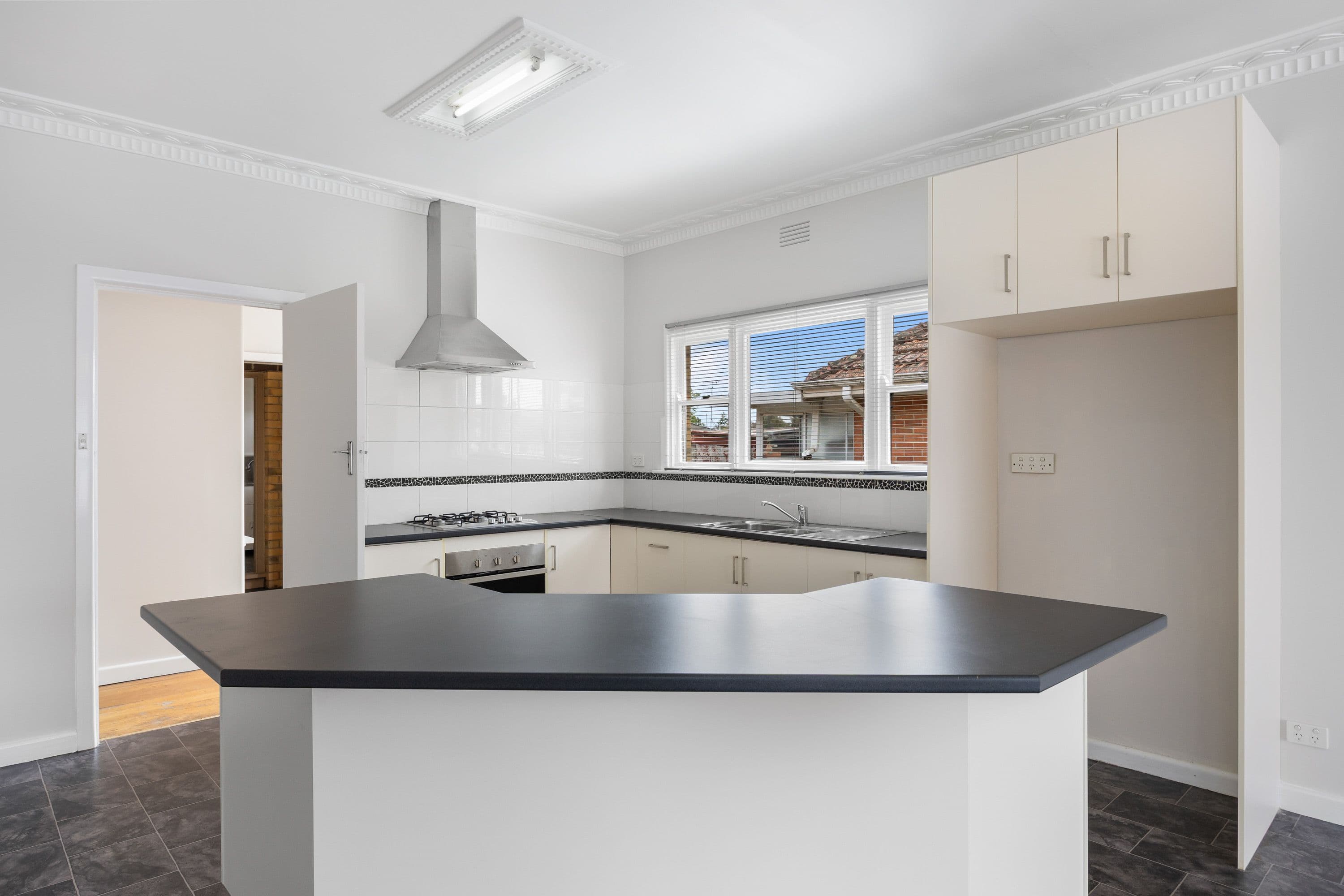5 Hawthorn Grove, Wendouree VIC 3355, Wendouree - Thumbnail 8
