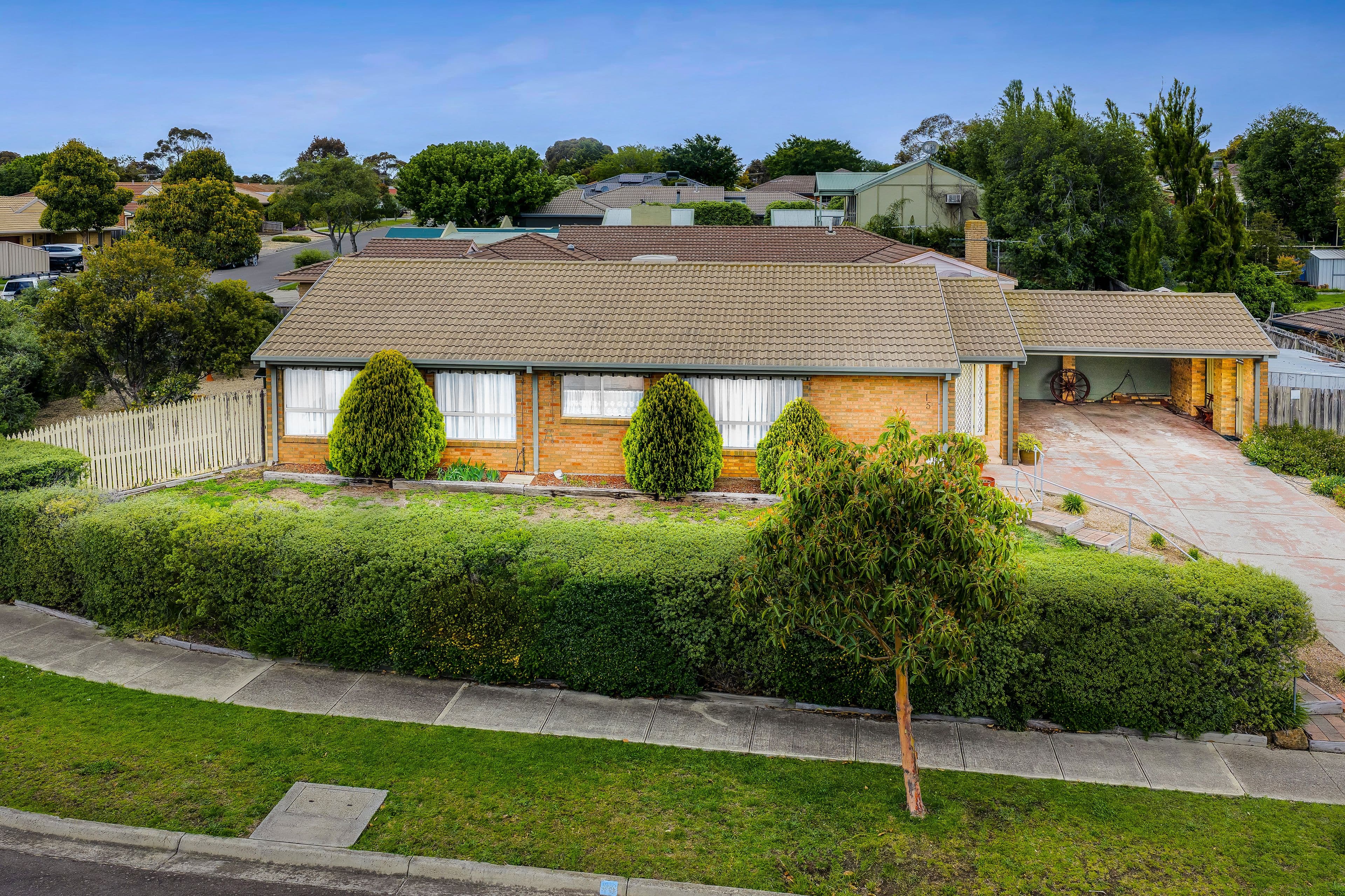 15 Olive Grove, Sunbury VIC 3429, Sunbury - Image 1