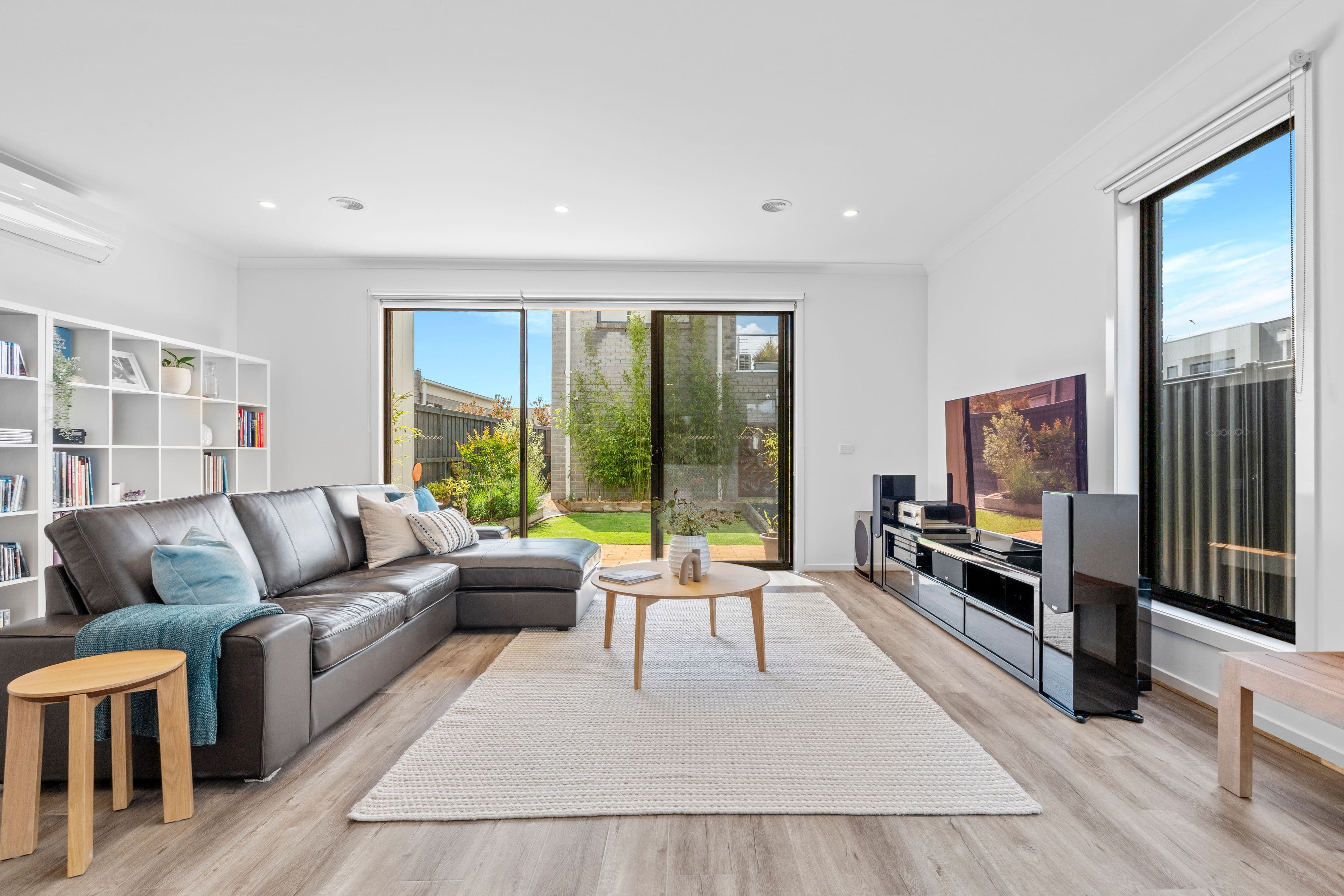 19 Emery Avenue, Doreen VIC 3754, Doreen - Thumbnail 5