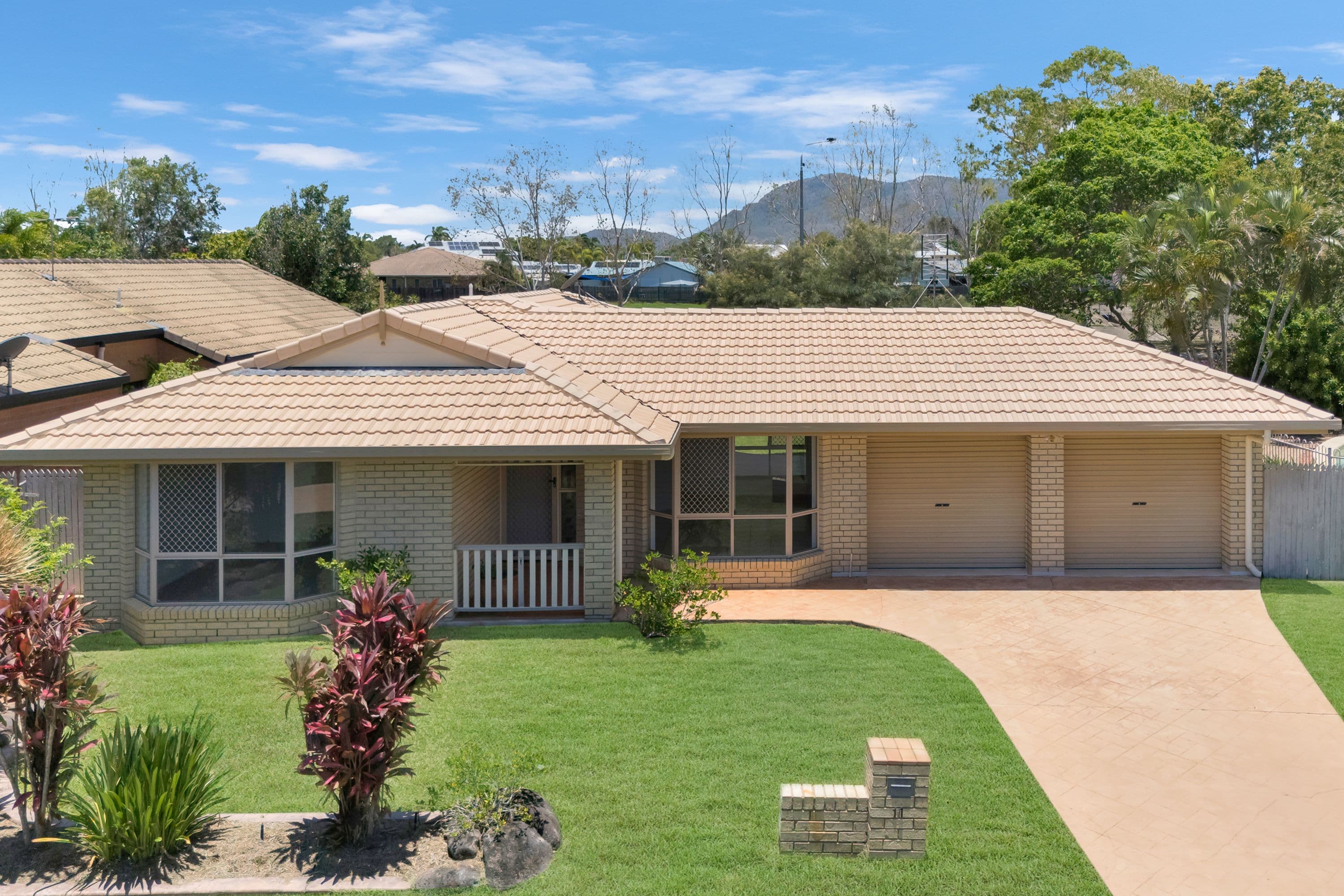 11 Flame Court, Kirwan QLD 4817, Kirwan - Image 1