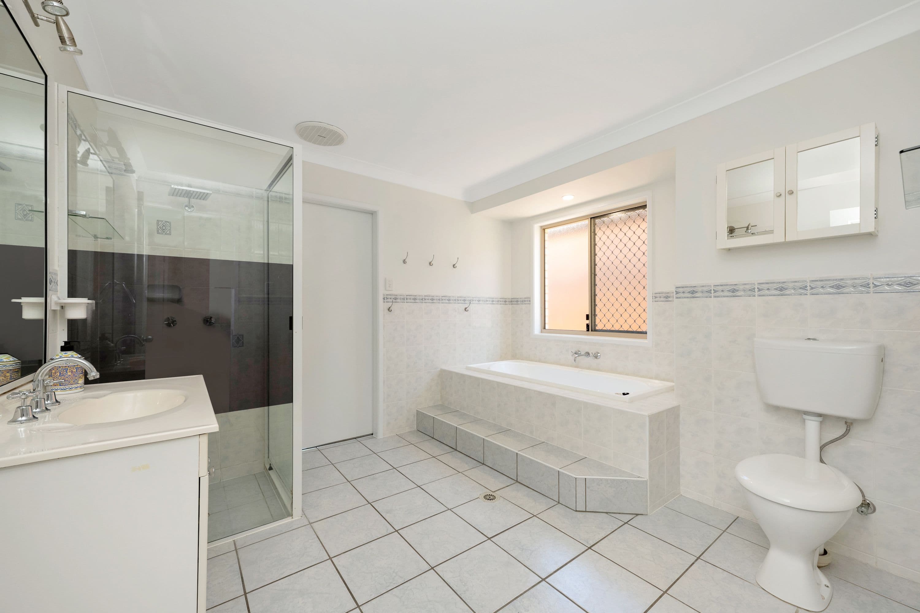 11 Flame Court, Kirwan QLD 4817, Kirwan - Thumbnail 8