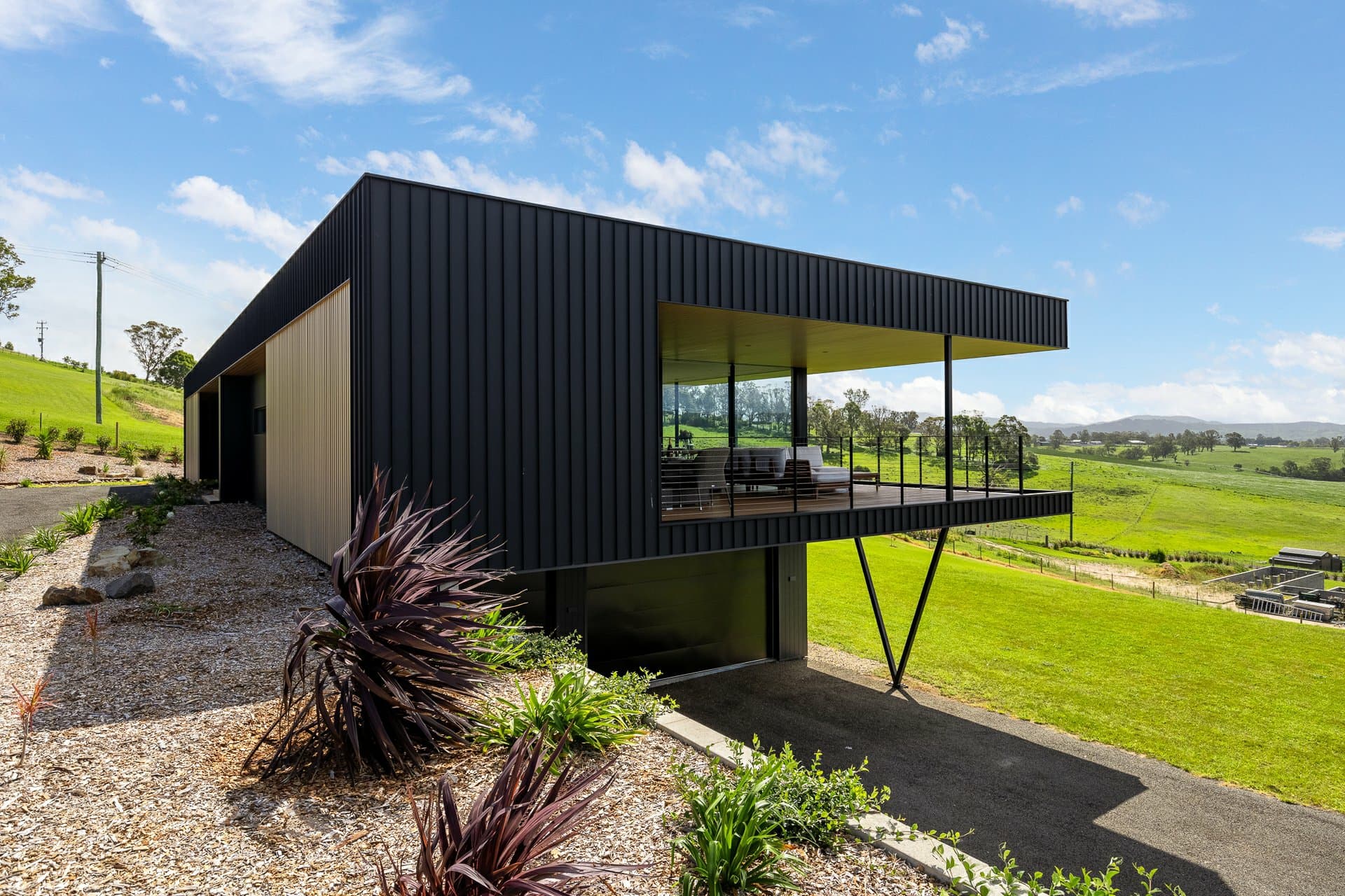49 Wumbalwarra Drive, Bega, Bega - Thumbnail 2
