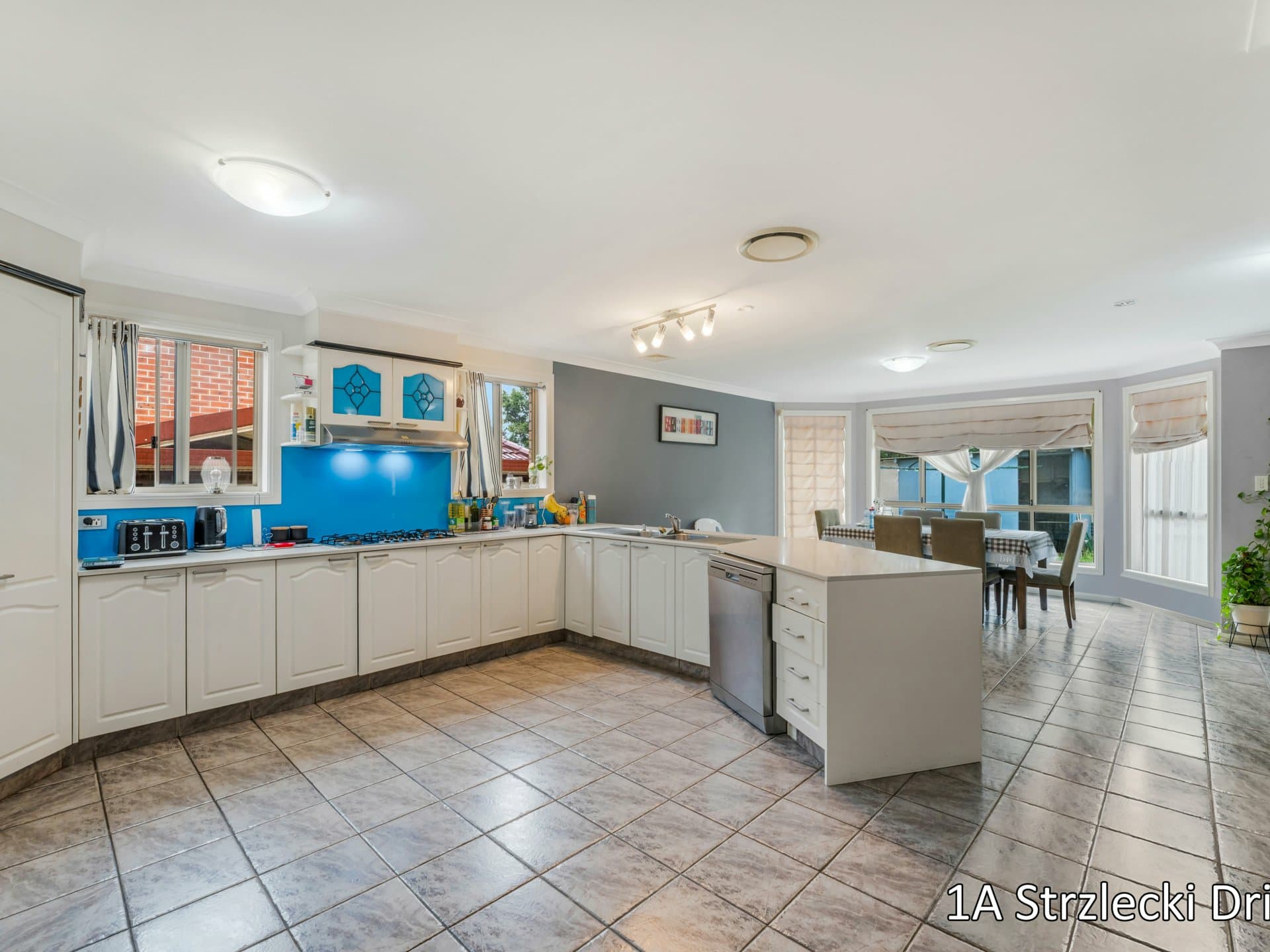1 Strzlecki Drive, Horningsea Park, Horningsea Park - Thumbnail 6