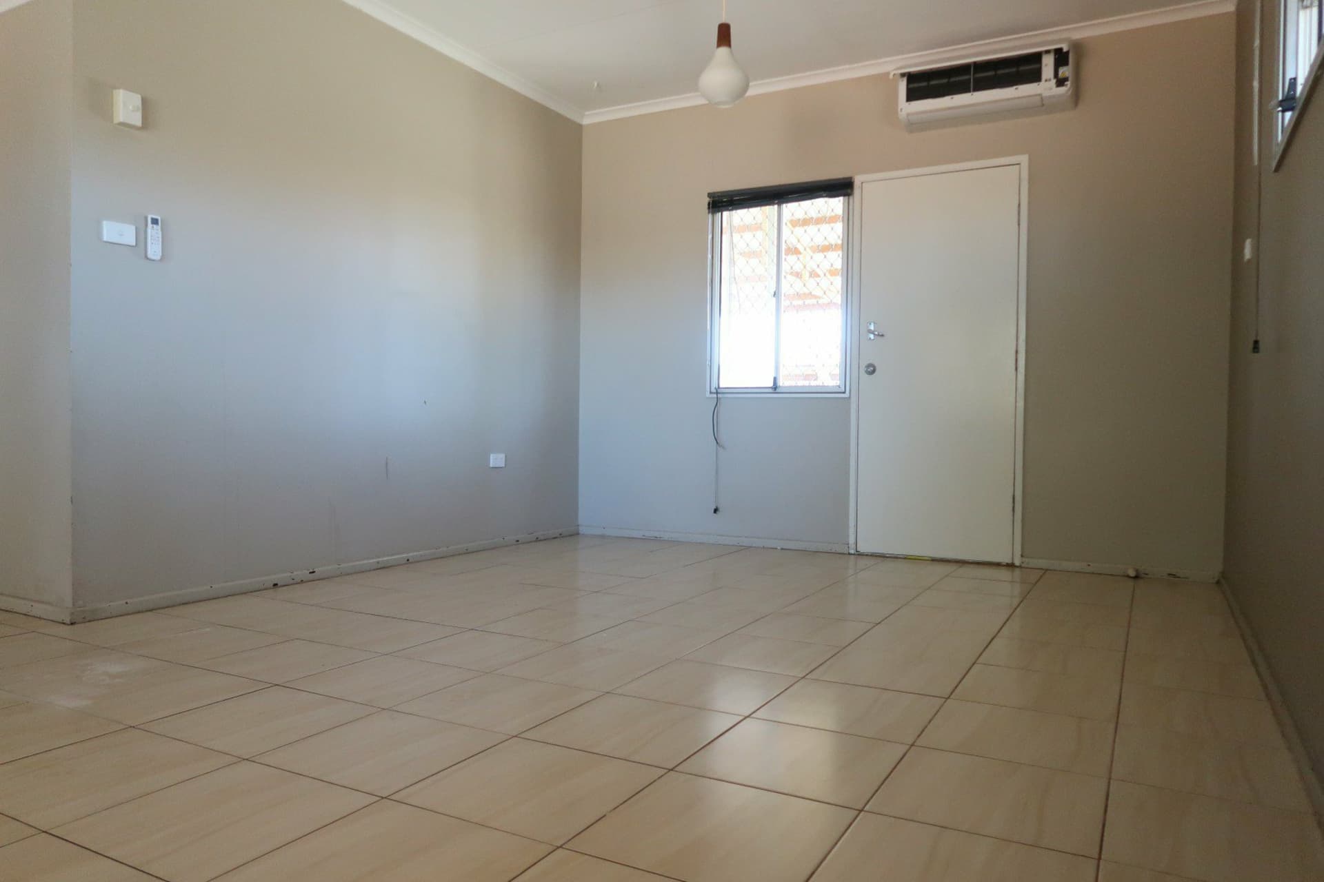 1 Koolama Crescent, South Hedland, South Hedland - Thumbnail 4