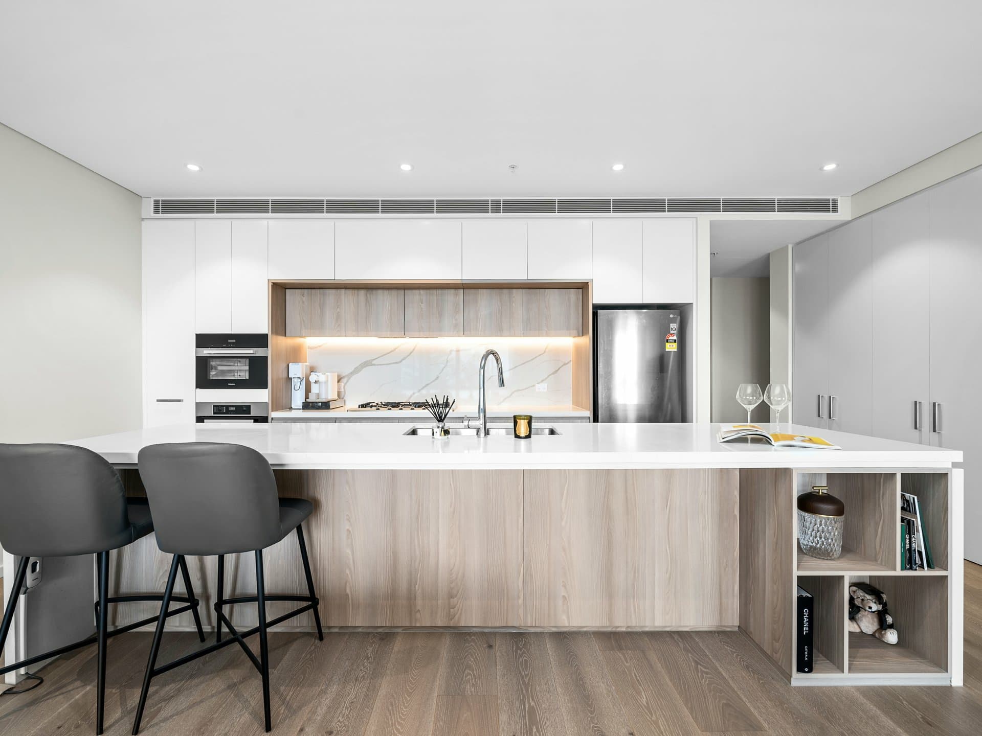 410/989-1015 Pacific Highway, Roseville, Roseville - Thumbnail 3