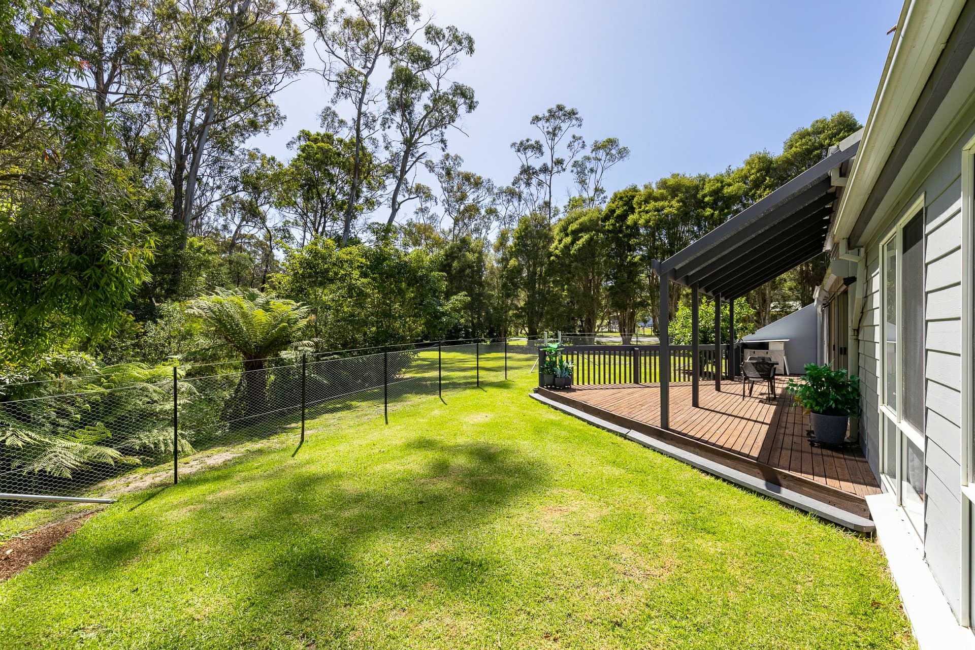 15 Strathmore Crescent, Kalaru, Kalaru - Thumbnail 3