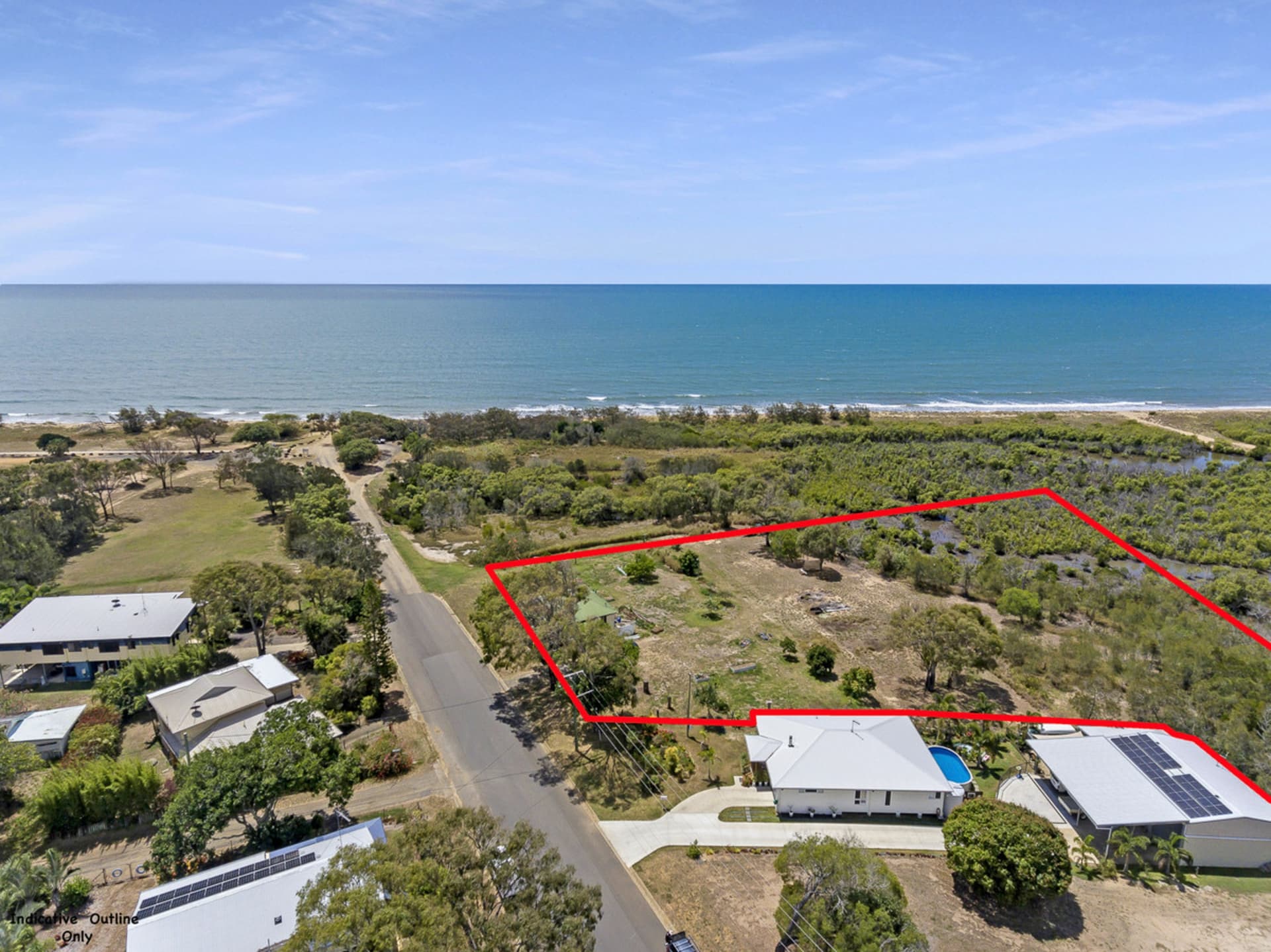 14 Lassig Street, Moore Park Beach, Moore Park Beach - Thumbnail 3