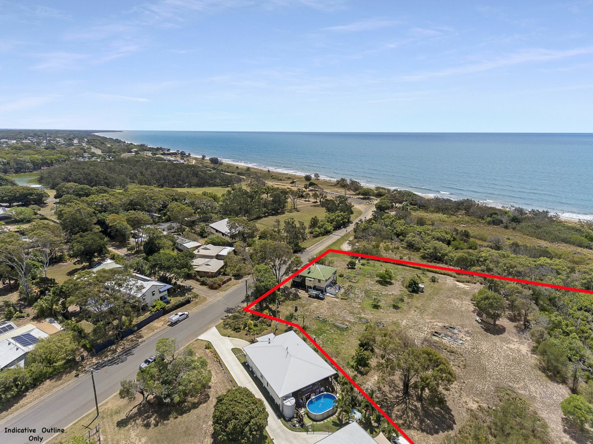 14 Lassig Street, Moore Park Beach, Moore Park Beach - Thumbnail 4