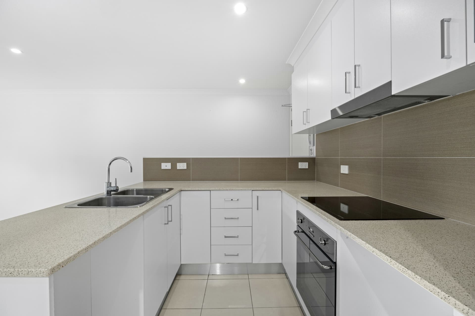 15/32 Stockdale Street, Dickson, Dickson - Thumbnail 3