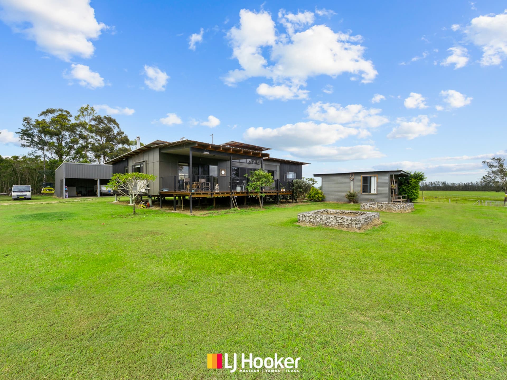2A Russell Road, Woodford Island, Woodford Island - Thumbnail 2