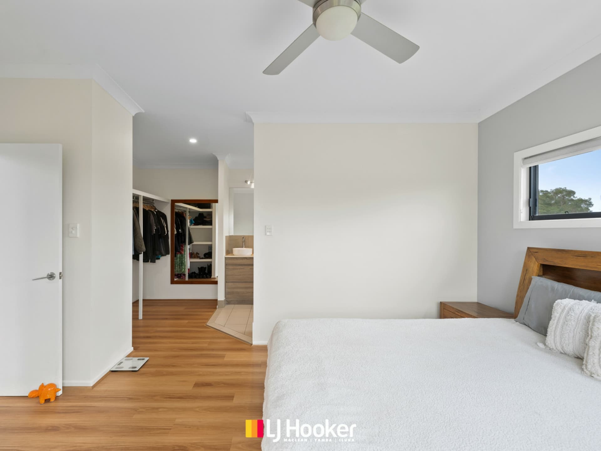 2A Russell Road, Woodford Island, Woodford Island - Thumbnail 4