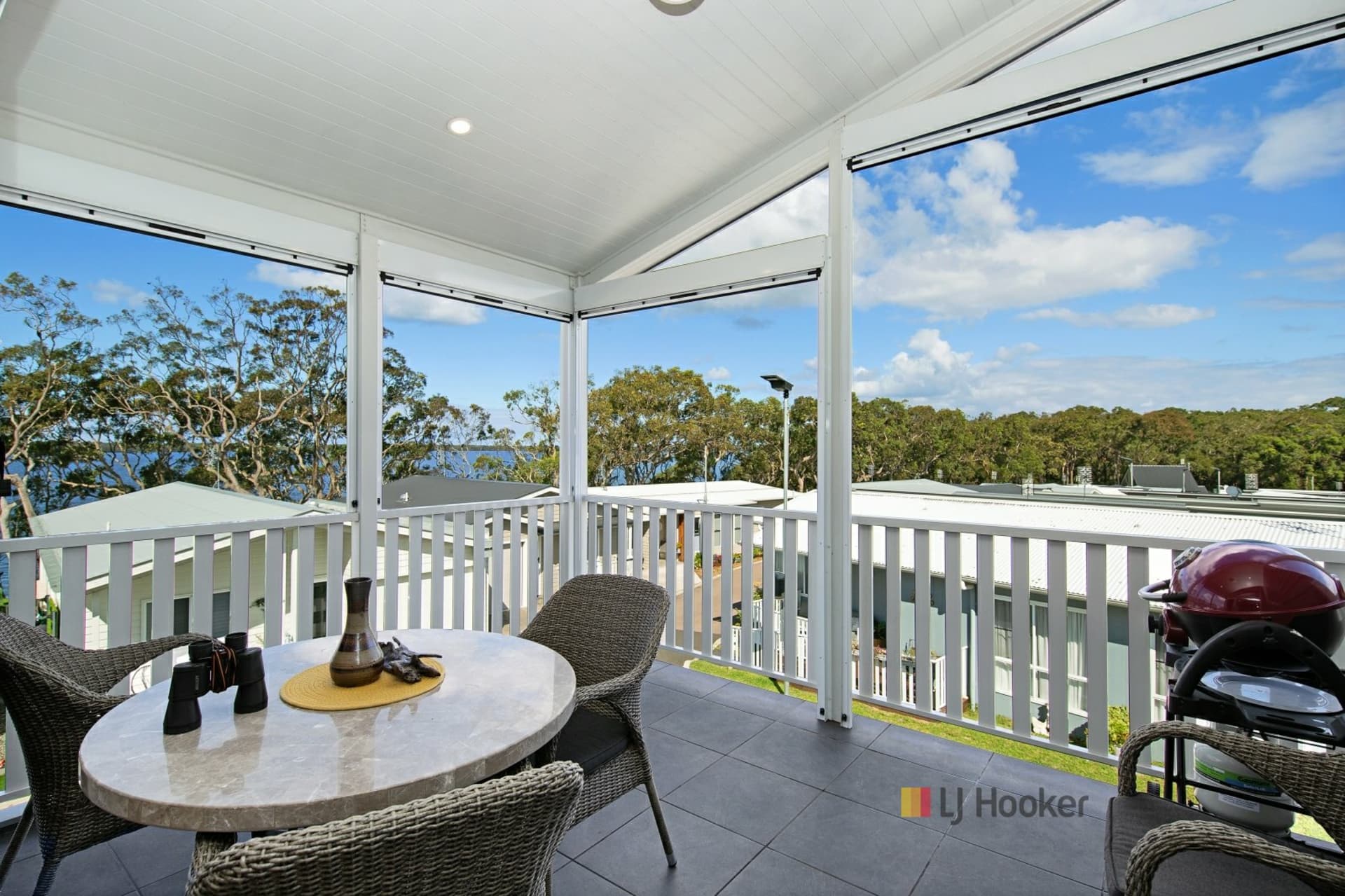 43/2 Macleay Drive, Halekulani, Halekulani - Image 1