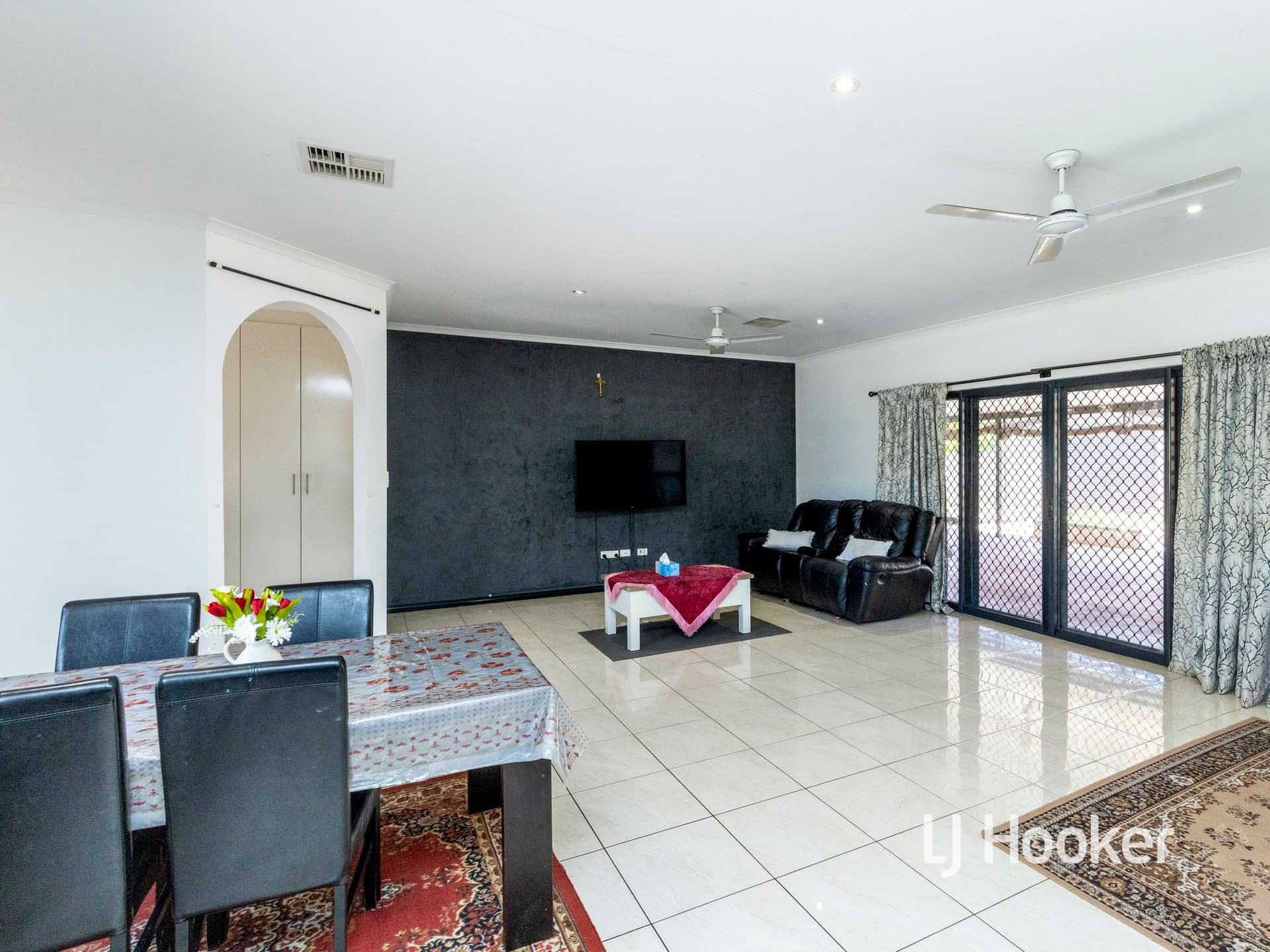 86 Albrecht Drive, Larapinta, Larapinta - Thumbnail 4