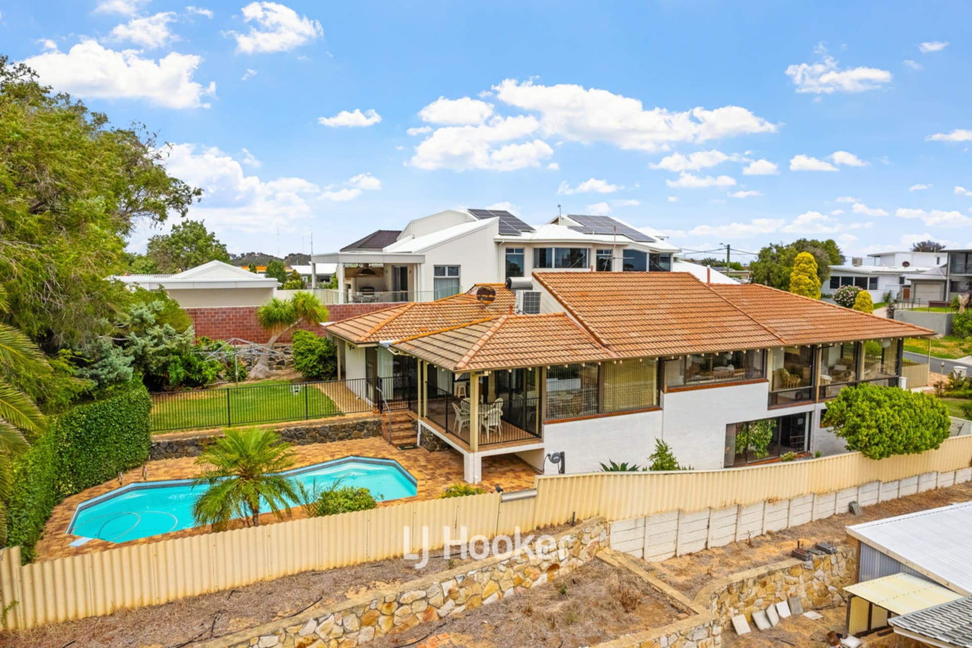 35 Vickery Crescent, South Bunbury, South Bunbury - Thumbnail 2