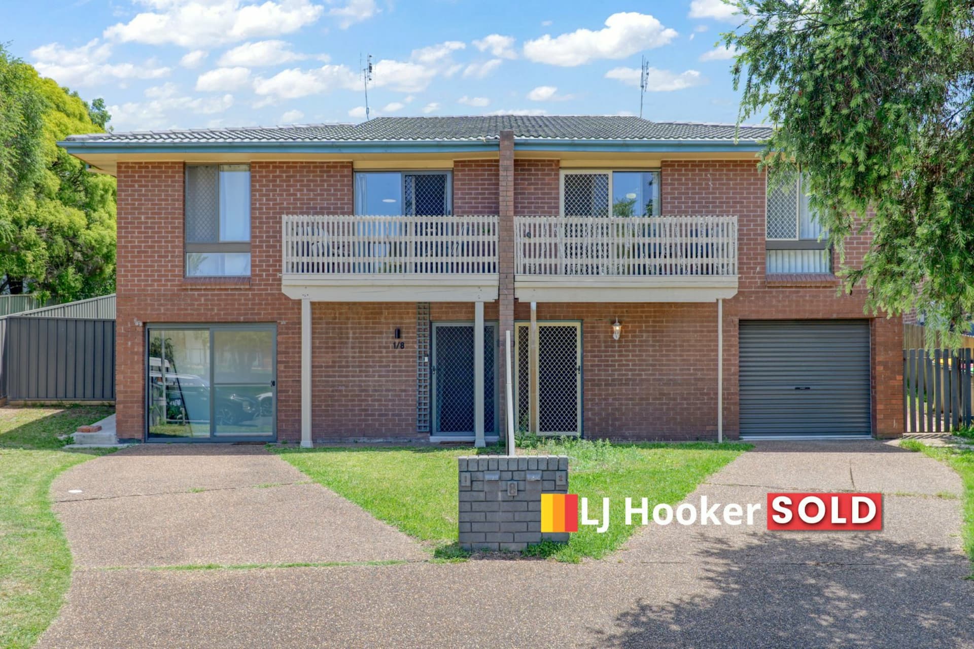 8 Button Close, Singleton, Singleton - Image 1