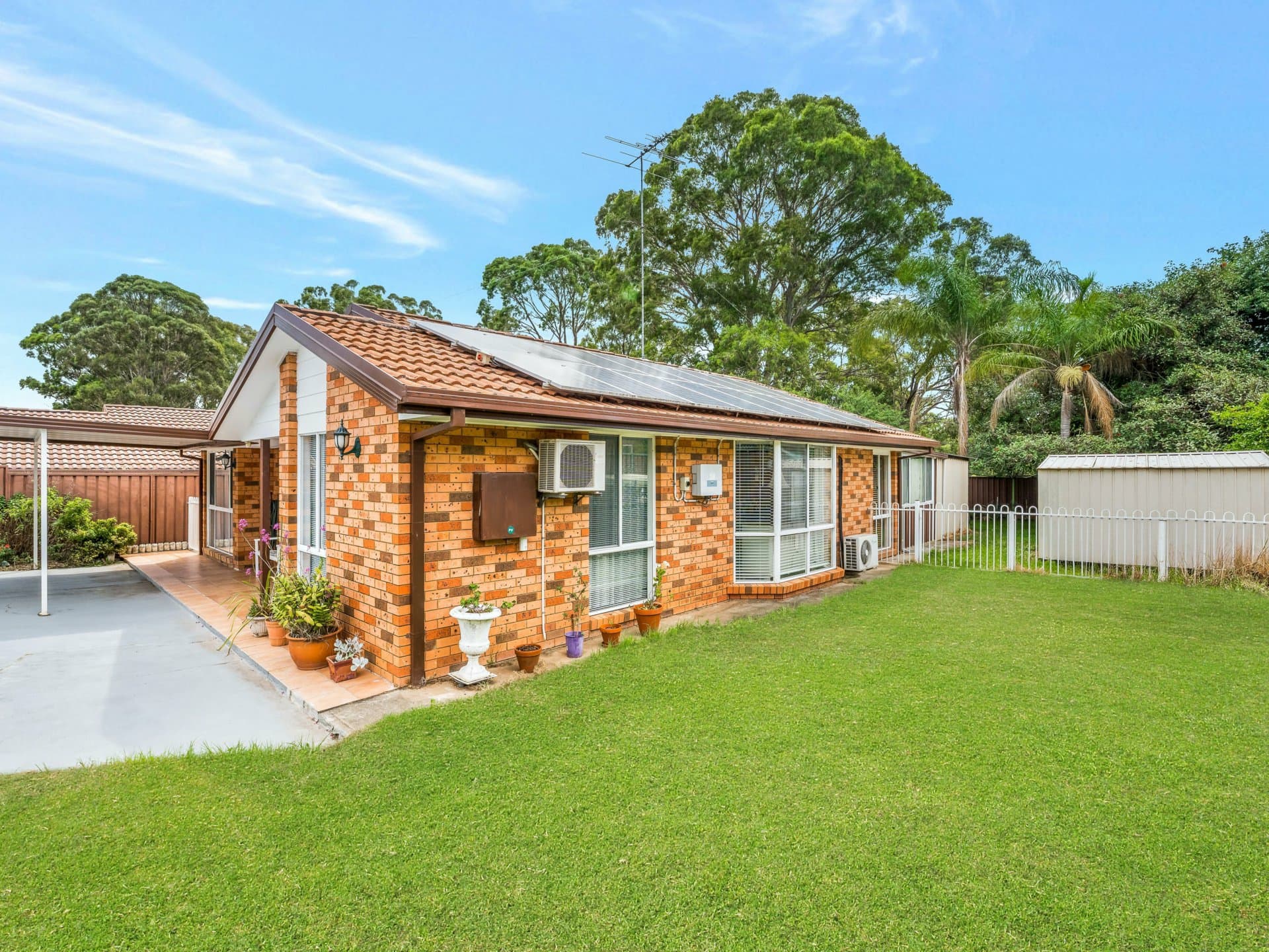 8 Holst Close, Bonnyrigg Heights, Bonnyrigg Heights - Thumbnail 2