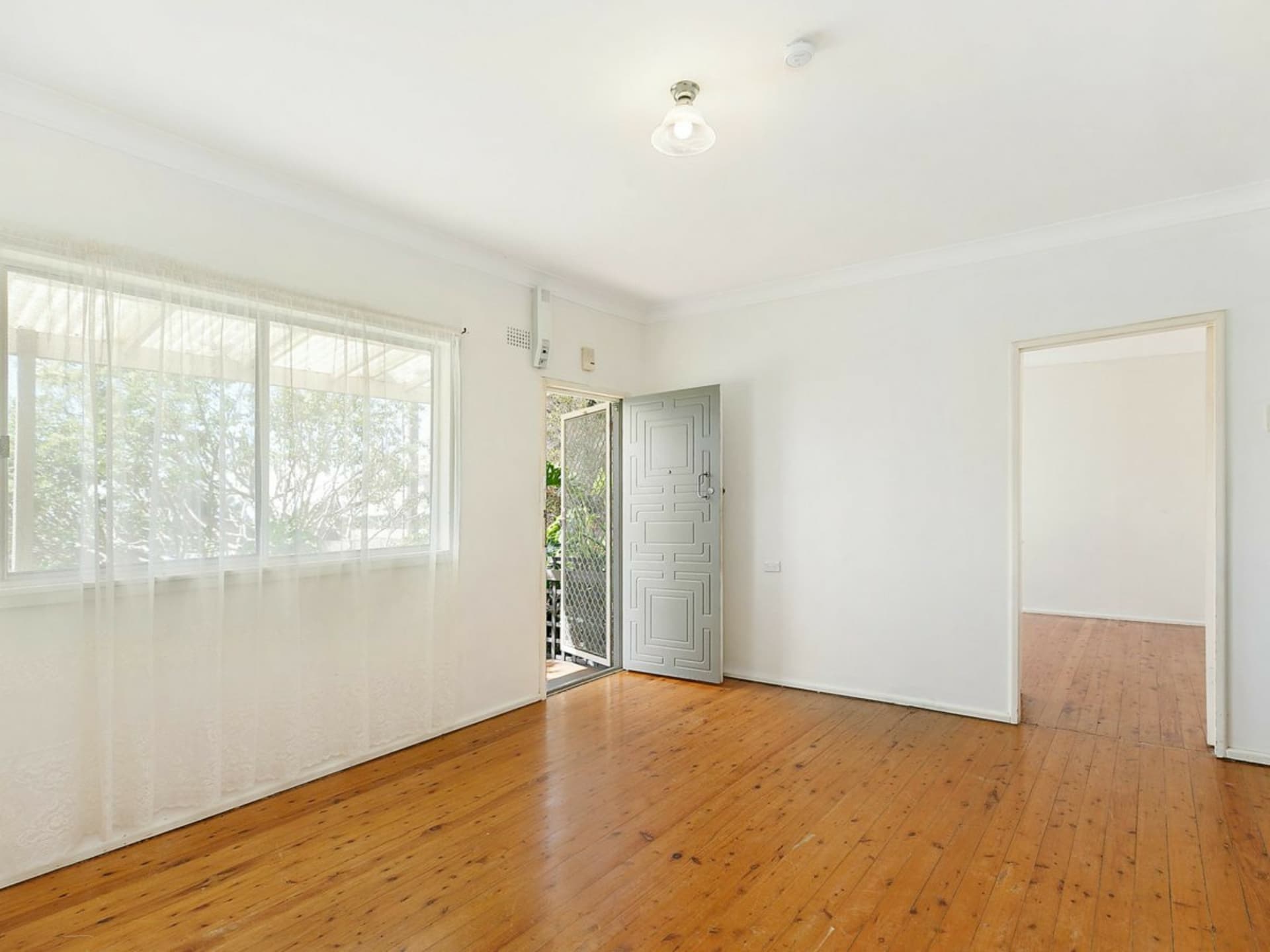28 Torres Street, Killarney Vale, Killarney Vale - Thumbnail 5