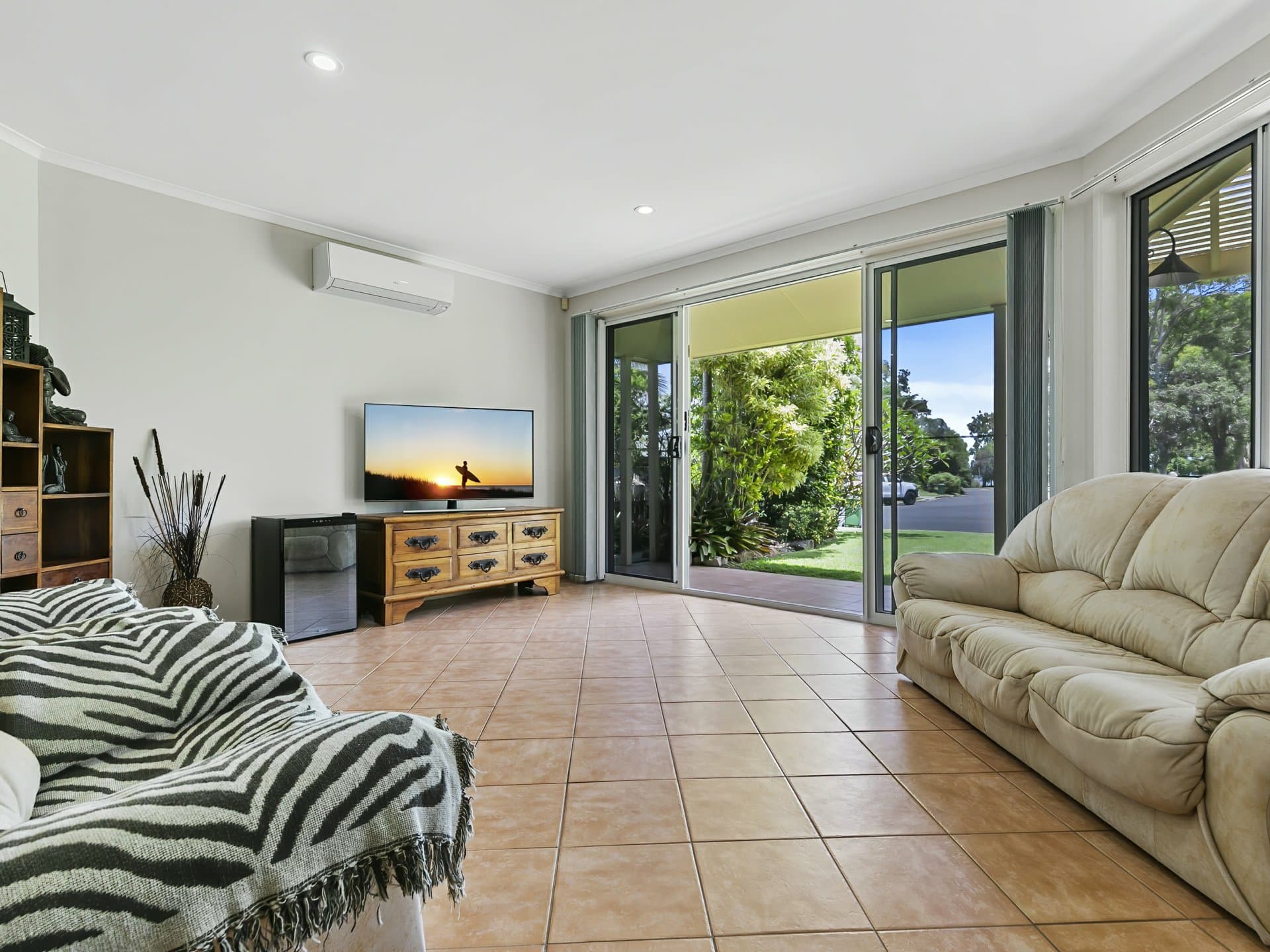 9 Eagle Court, Banksia Beach, Banksia Beach - Thumbnail 5