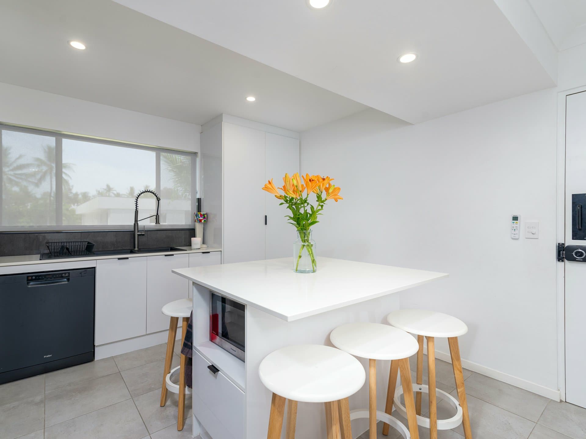 13/10 Davidson Street, Port Douglas, Port Douglas - Thumbnail 4