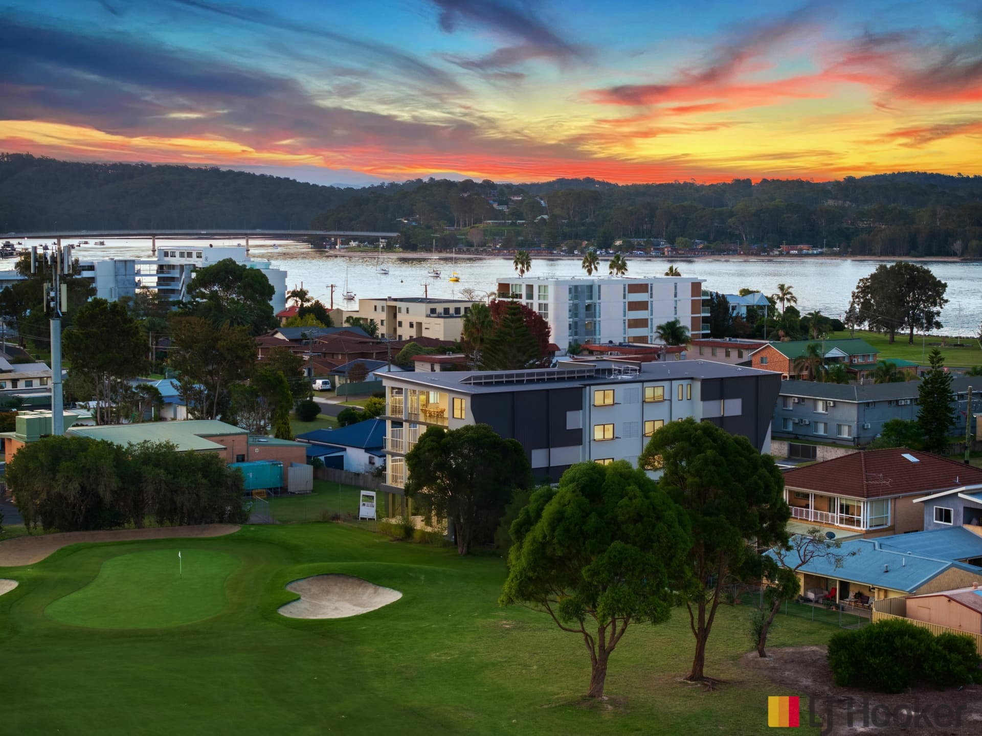 3/2 Golf Links Drive, Batemans Bay, Batemans Bay - Thumbnail 3