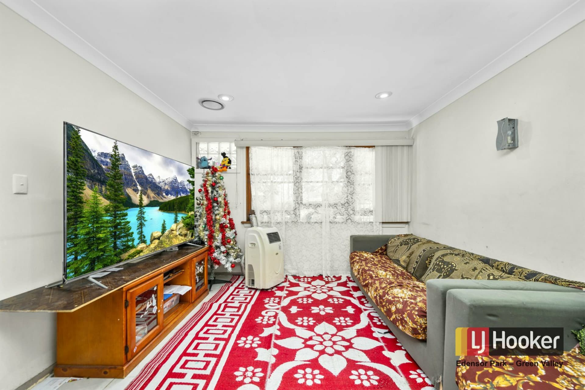 83 Cartwright Avenue, Busby, Busby - Thumbnail 3