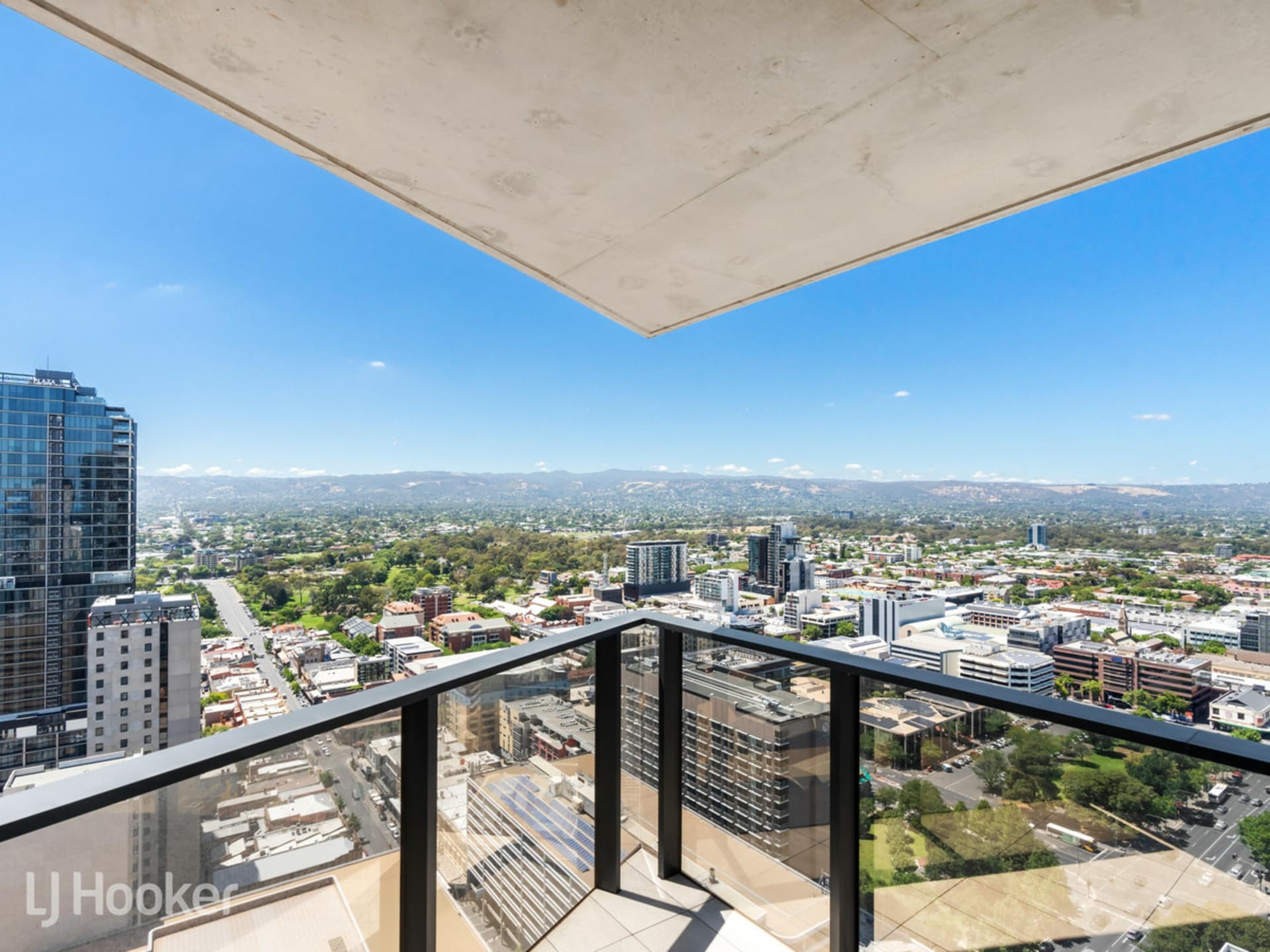 3106/17 Austin Street, Adelaide, Adelaide - Thumbnail 4