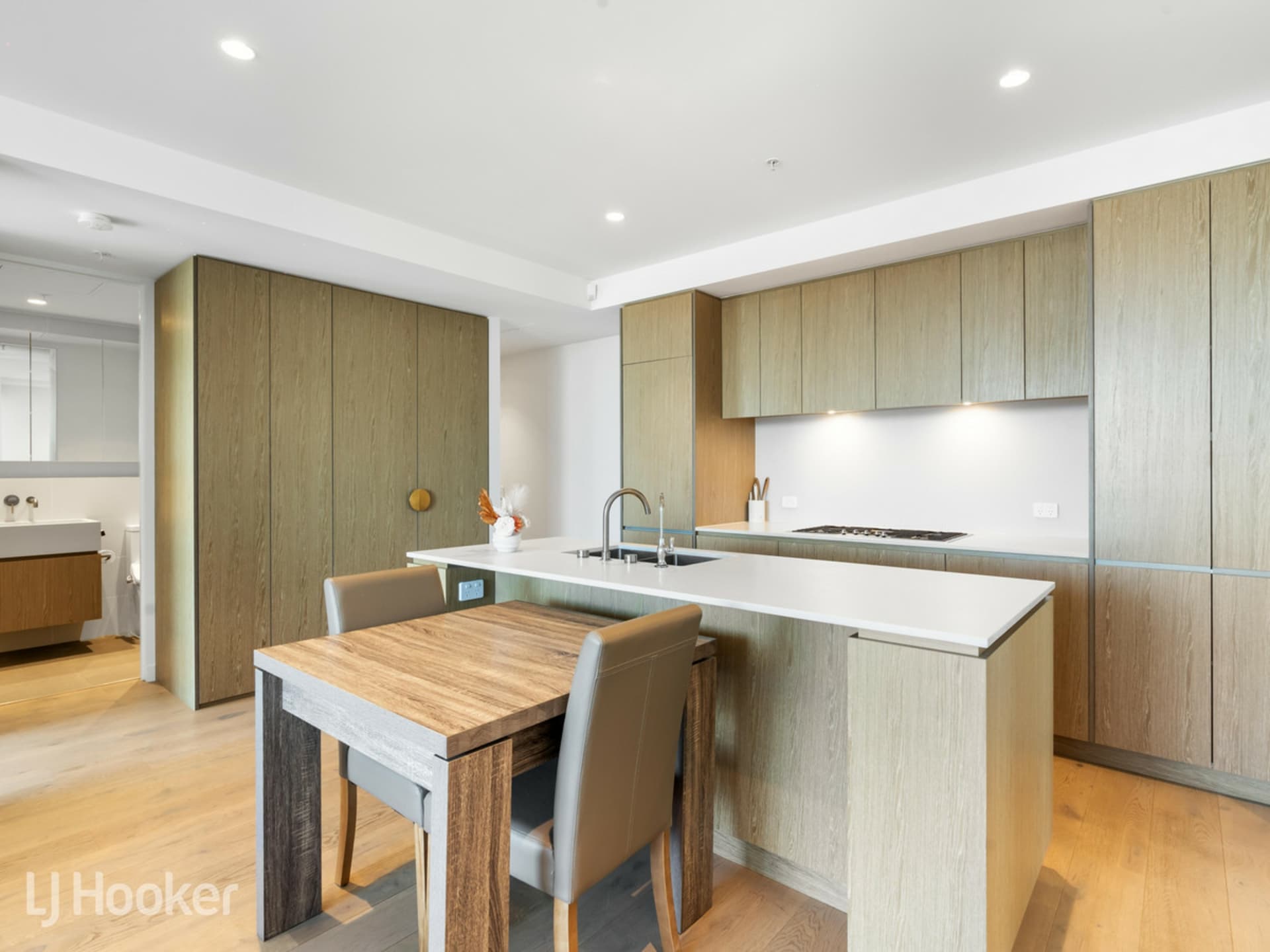 3106/17 Austin Street, Adelaide, Adelaide - Thumbnail 8