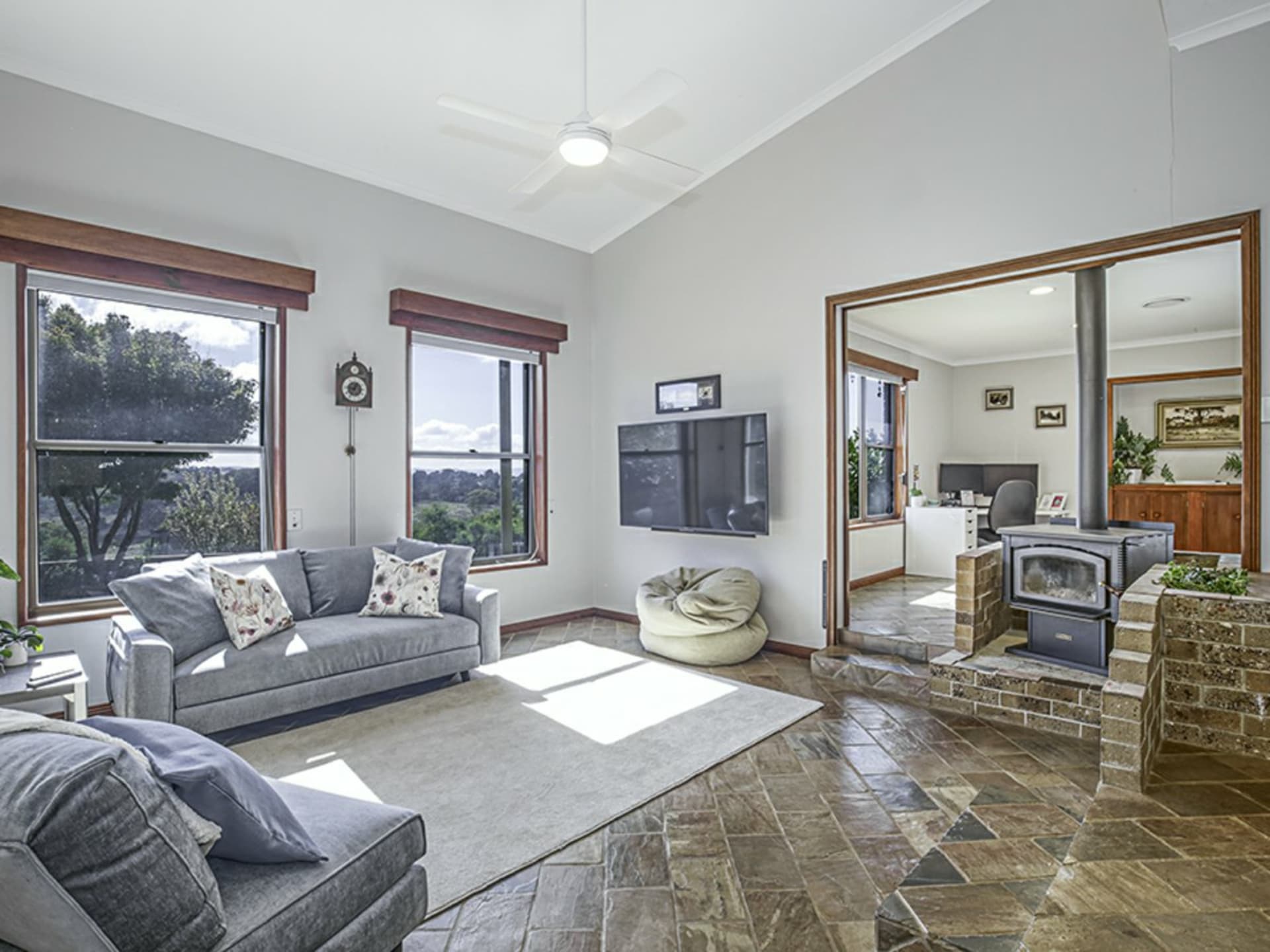 551 Hadlow Drive, Lake George, Lake George - Thumbnail 8