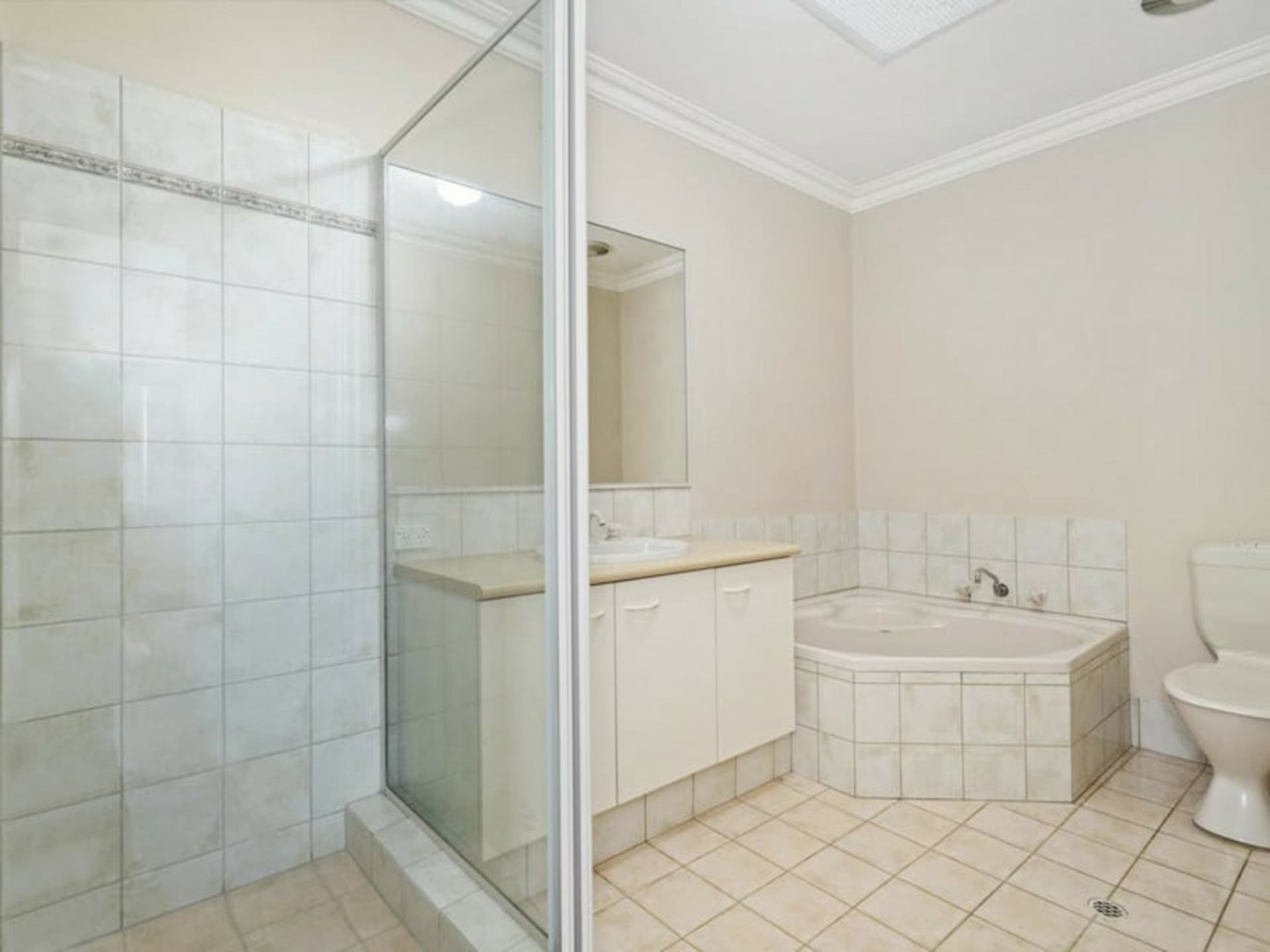 202 Lakeside Drive, Joondalup, Joondalup - Thumbnail 8