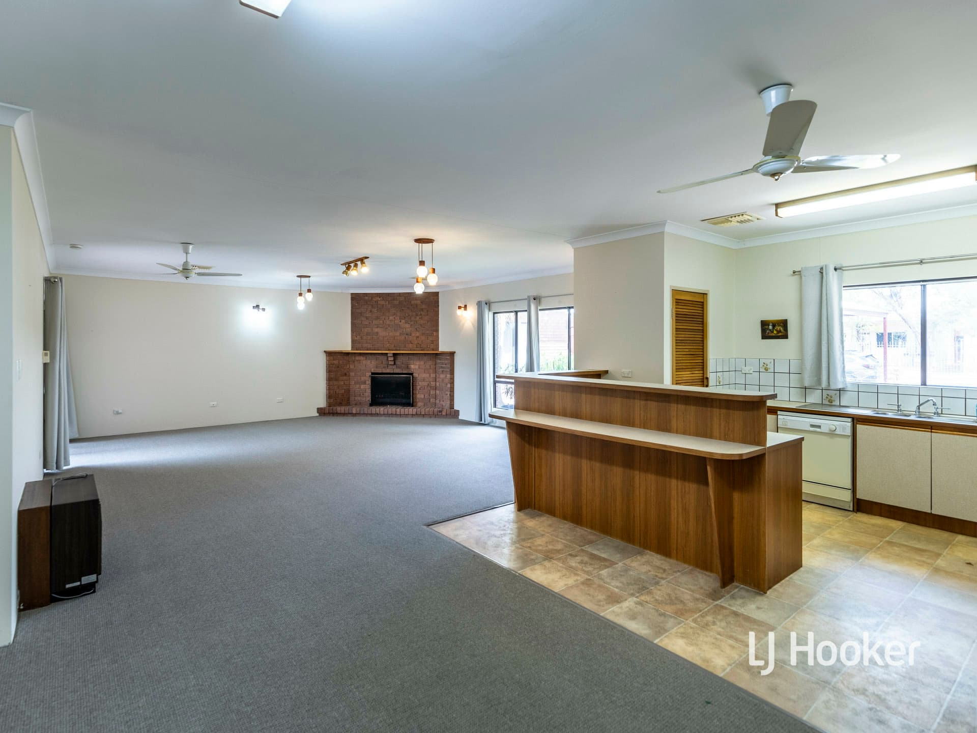 13 Renner Street, East Side, East Side - Thumbnail 3