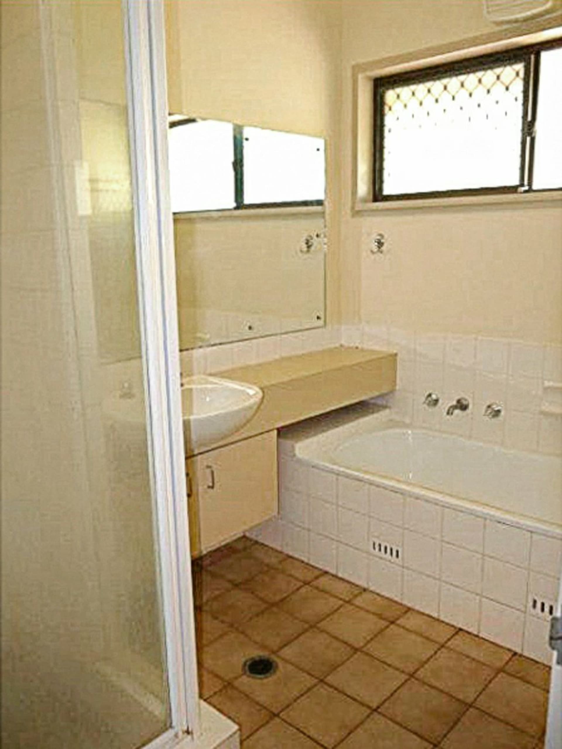 4 Wallace Court, Katherine, Katherine - Thumbnail 7