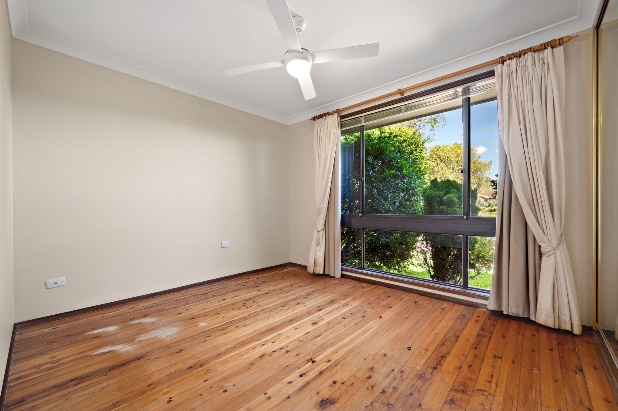 108 Helicia Road, Macquarie Fields NSW 2564, Macquarie Fields - Thumbnail 7