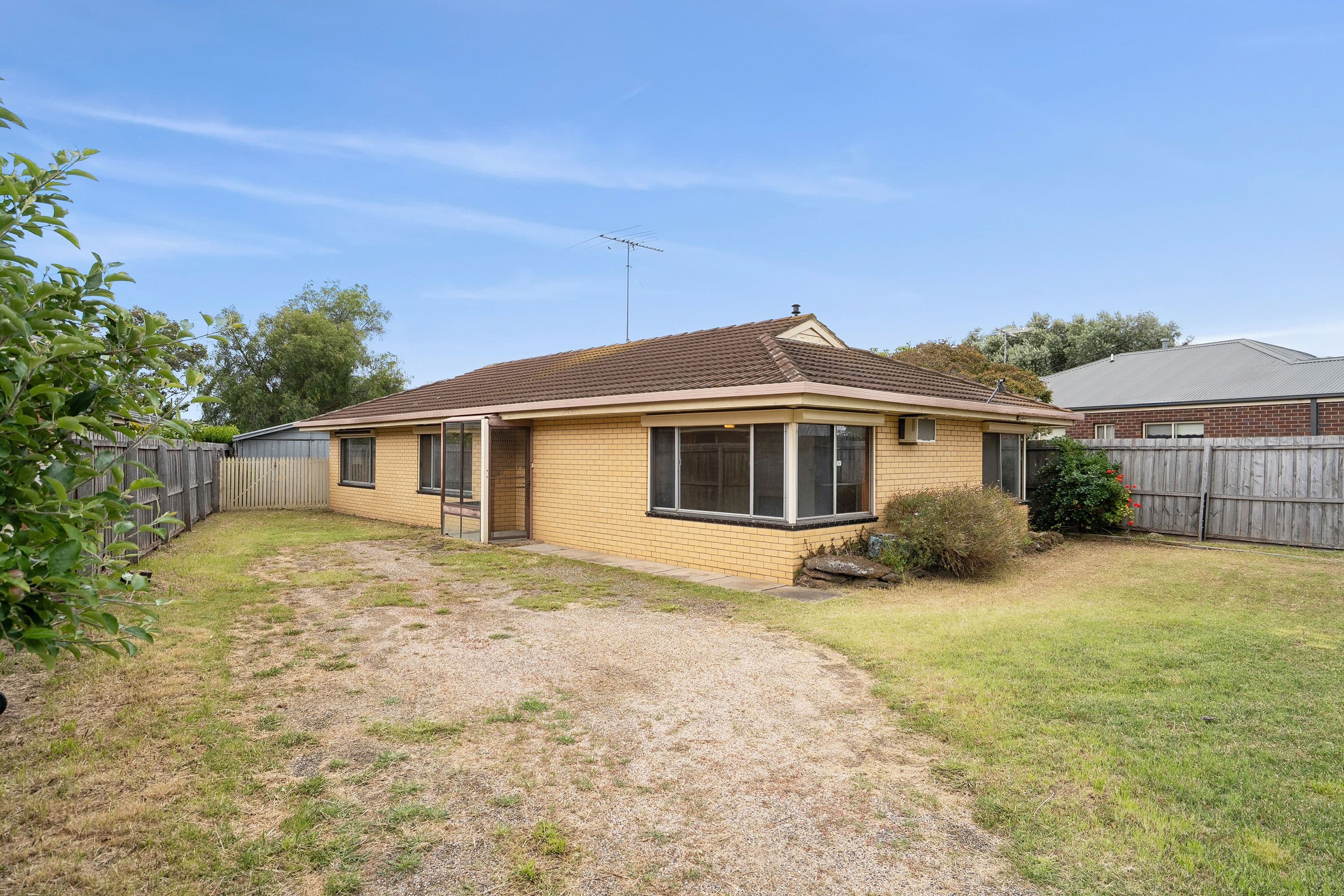 13 Bank Street, Lara VIC 3212, Lara - Image 1