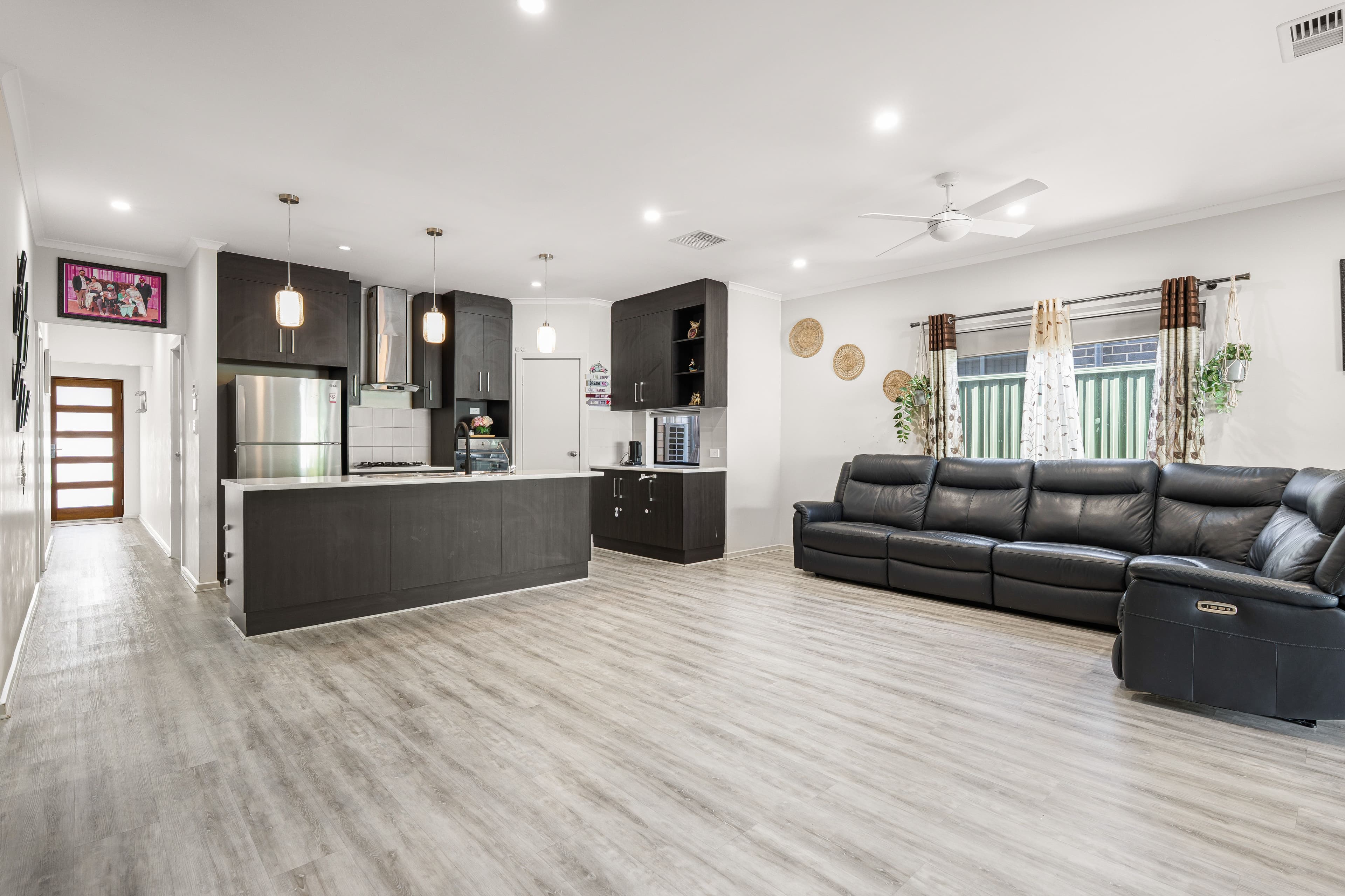 114 The Boulevard, Parafield Gardens SA 5107, Parafield Gardens - Thumbnail 7