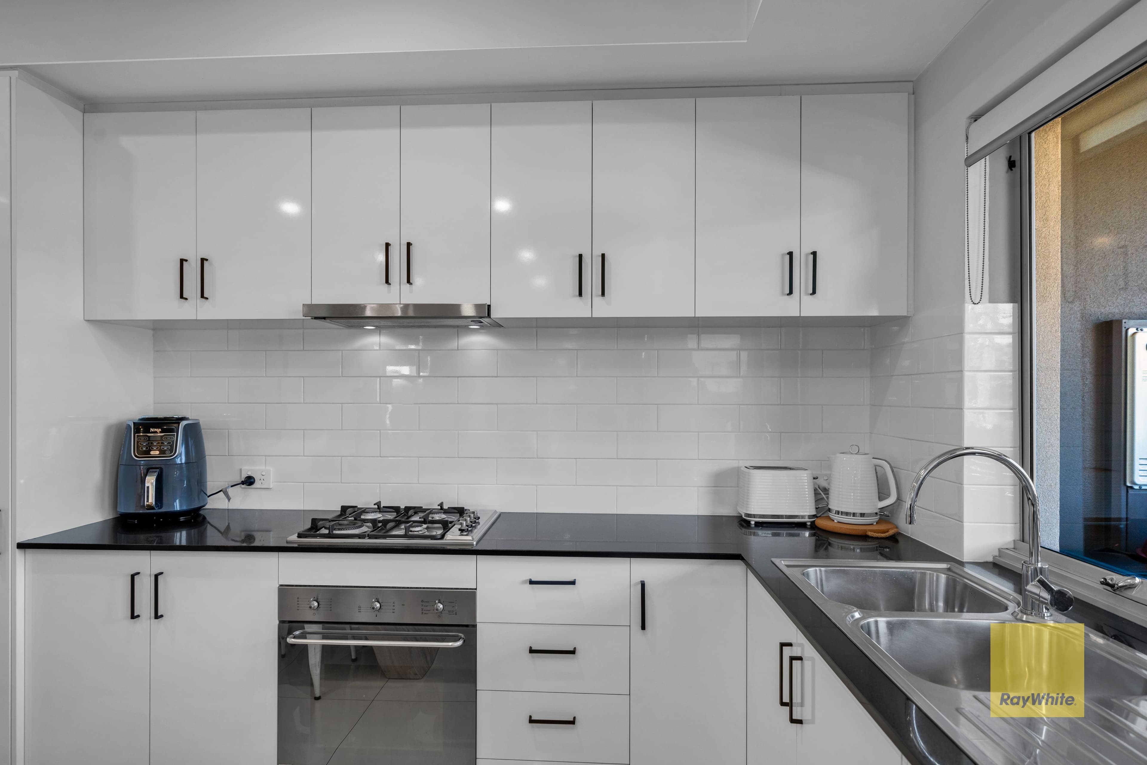 10 Peppering Way, Westminster WA 6061, Westminster - Thumbnail 5