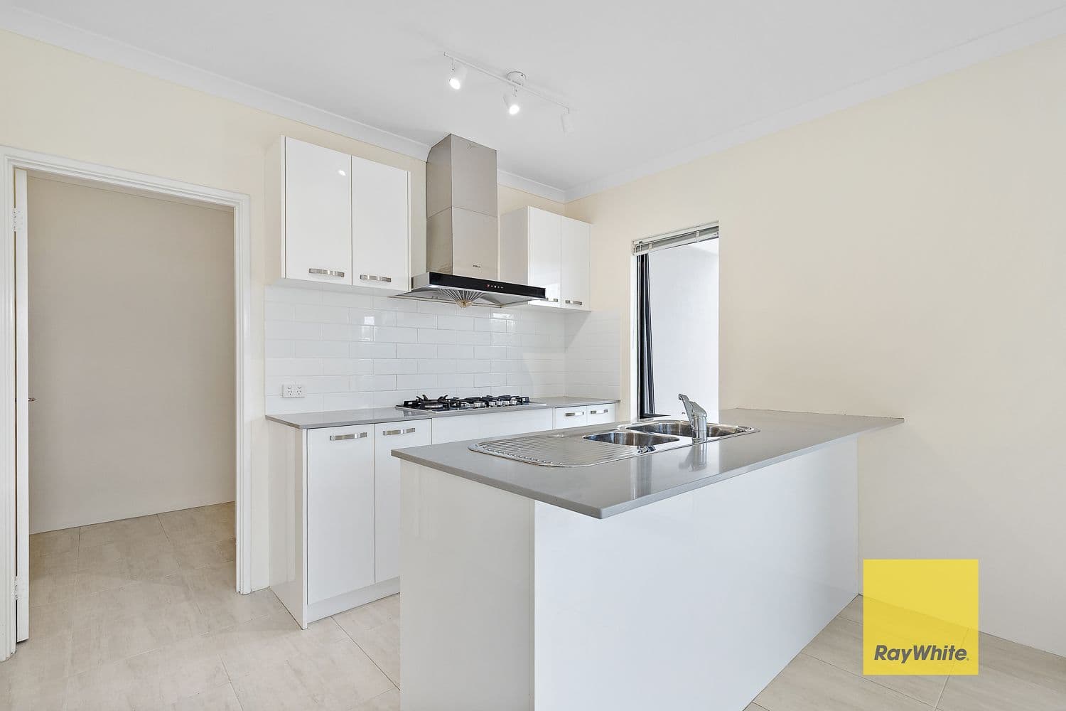 46 Doust Street, Cannington WA 6107, Cannington - Thumbnail 2