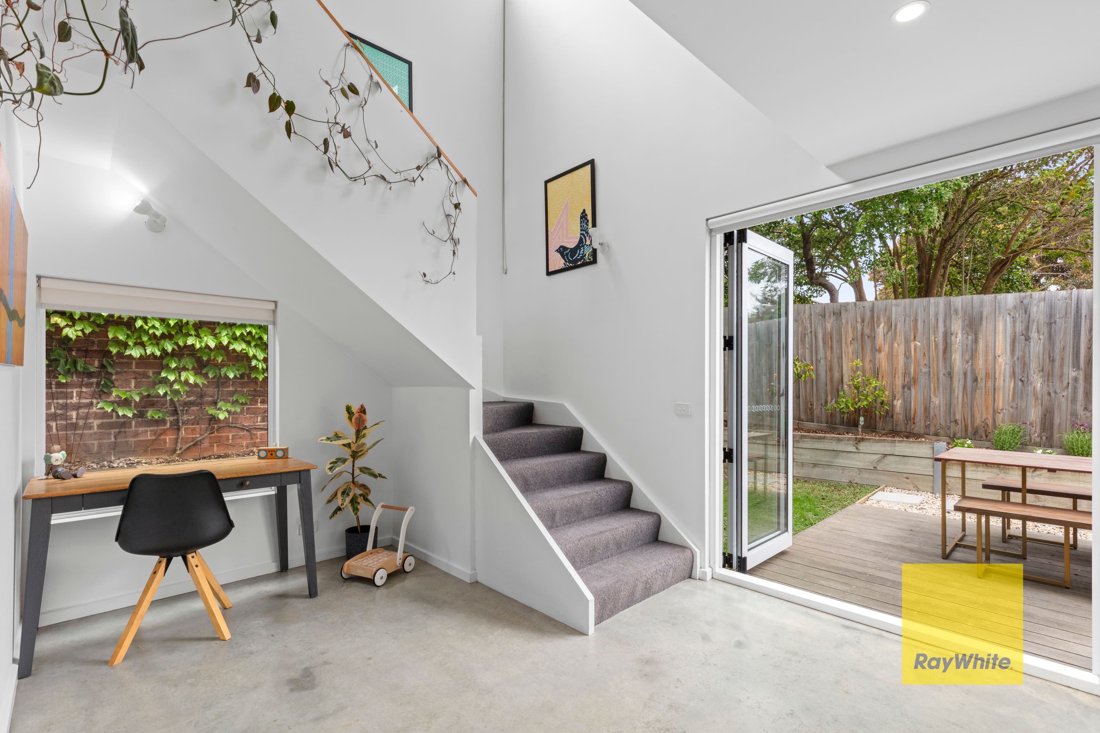 5 Dundee Place, Newtown VIC 3220, Newtown - Image 1