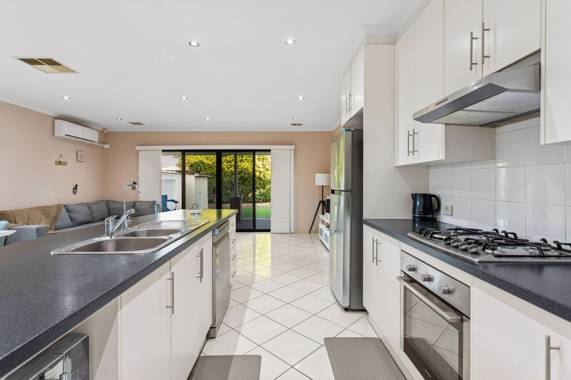 24 Manoora Street, Greenacres SA 5086, Greenacres - Thumbnail 4