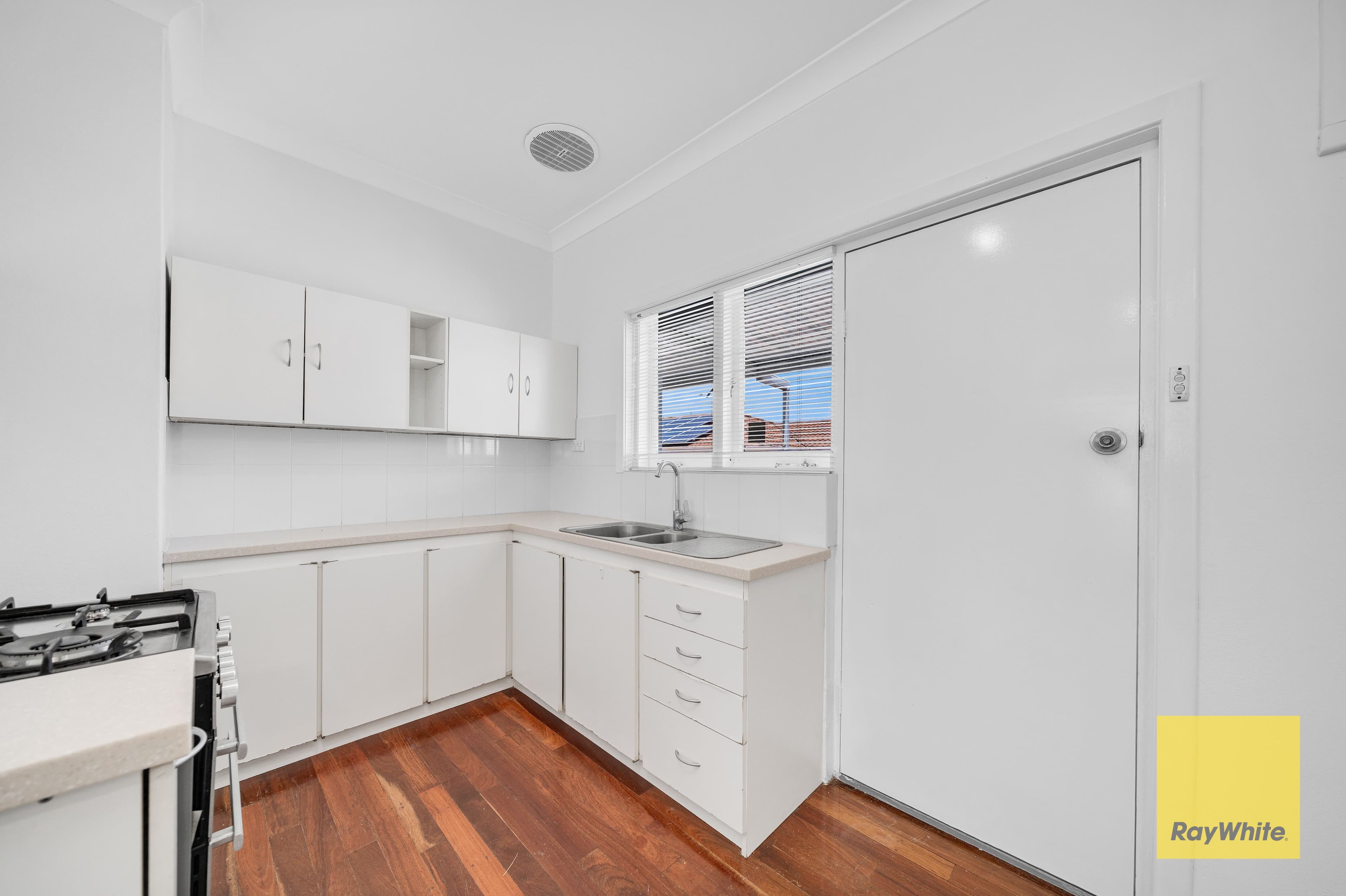 81 Walter Road West, Dianella WA 6059, Dianella - Thumbnail 8